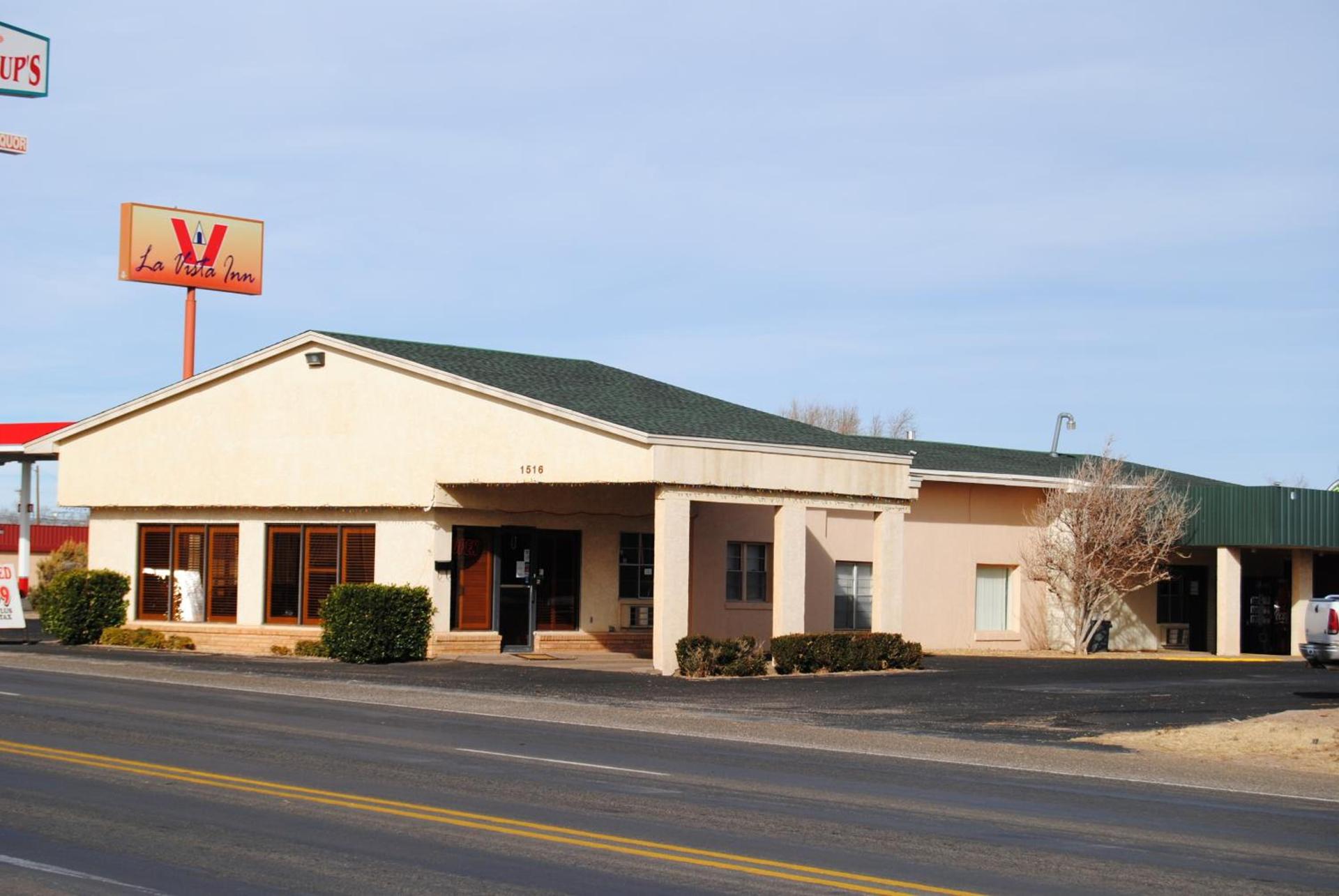 La Vista Inn photo 21