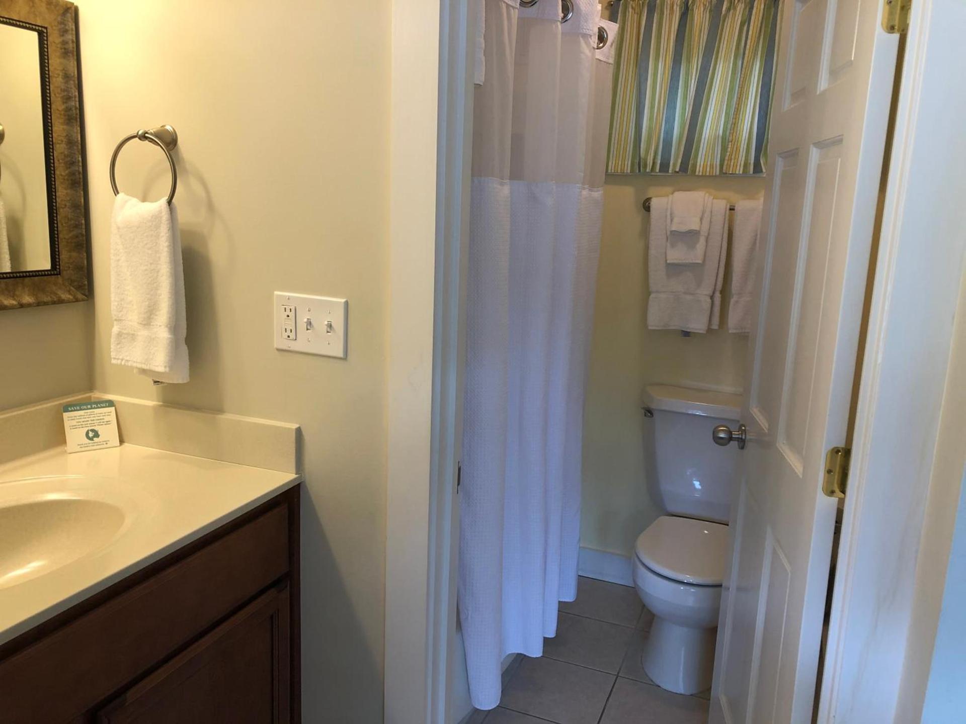 Island Place photo 3