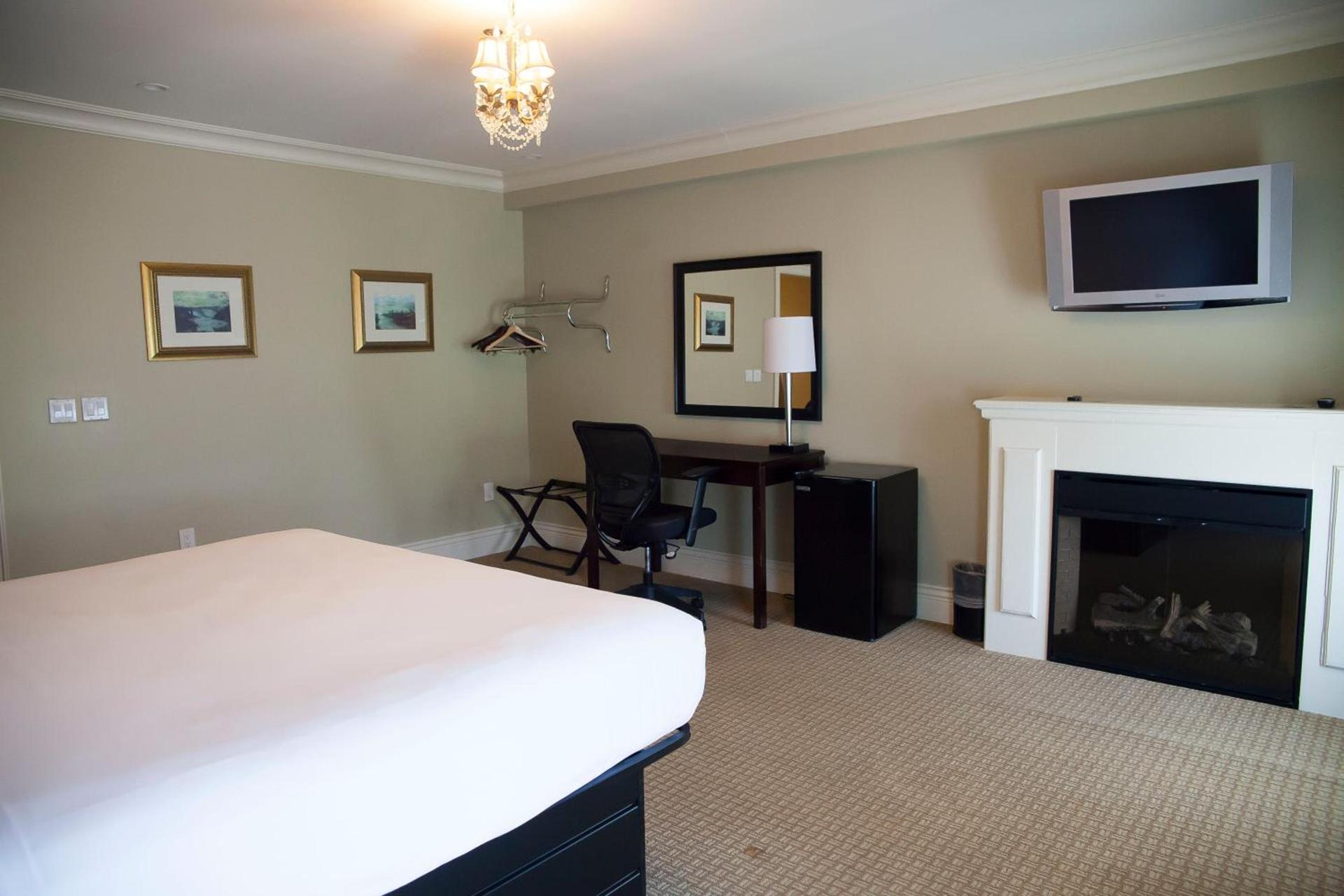 Niagara Crossing Hotel and Spa photo 7