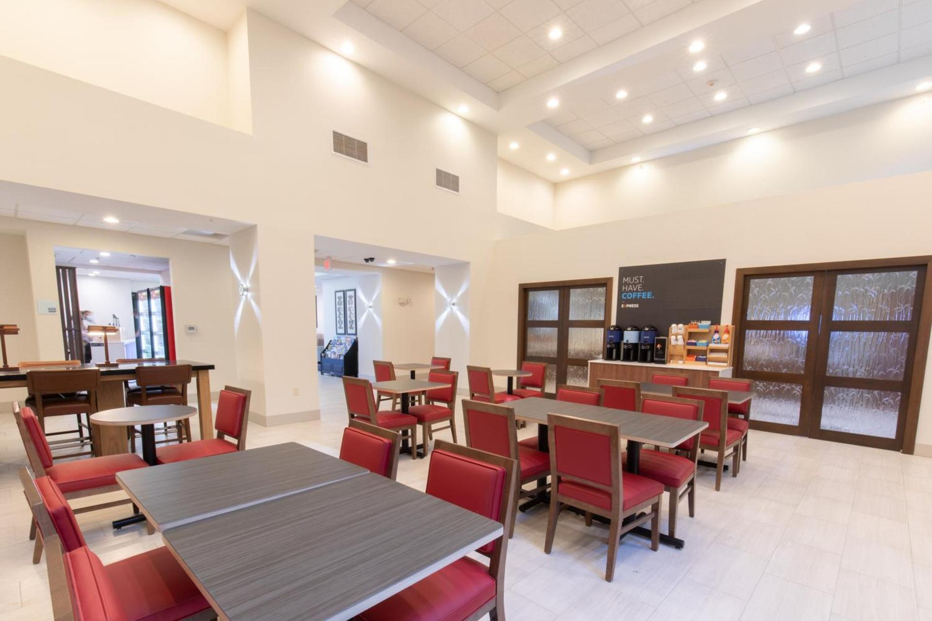 Holiday Inn Express Johnson City by IHG photo 25