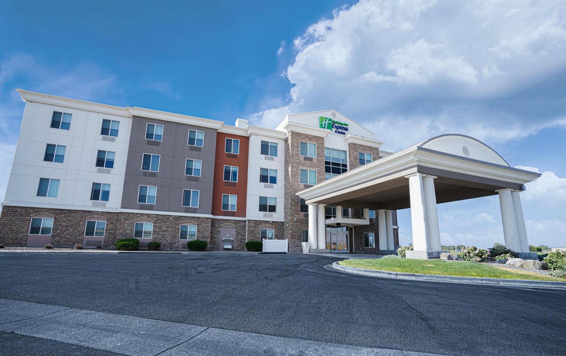 Holiday Inn Express Hotel & Suites Ontario by IHG photo 26
