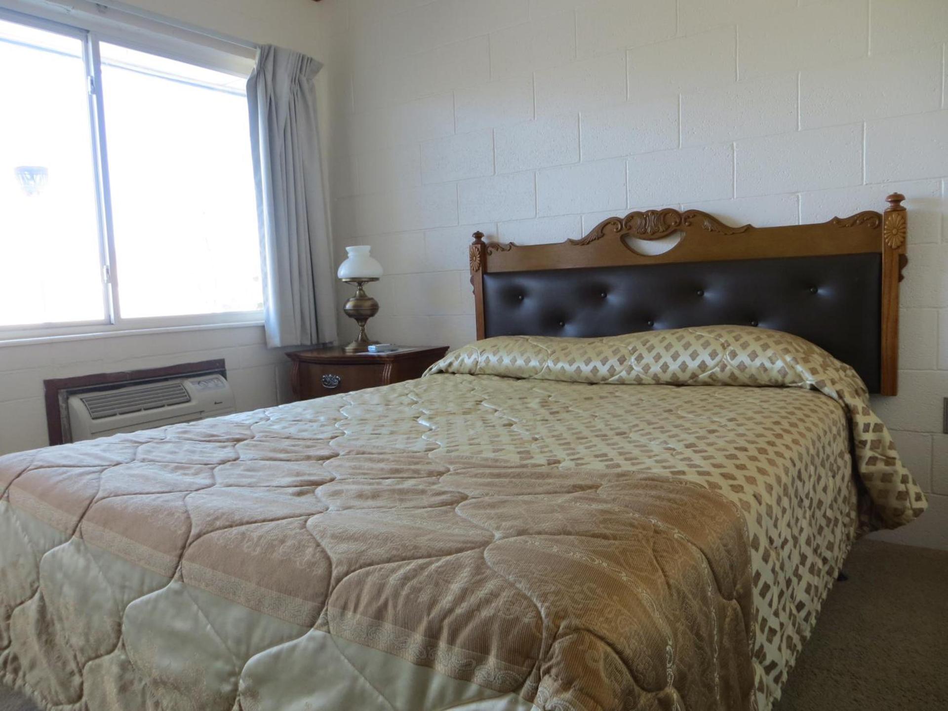 Alamo Inn photo 9