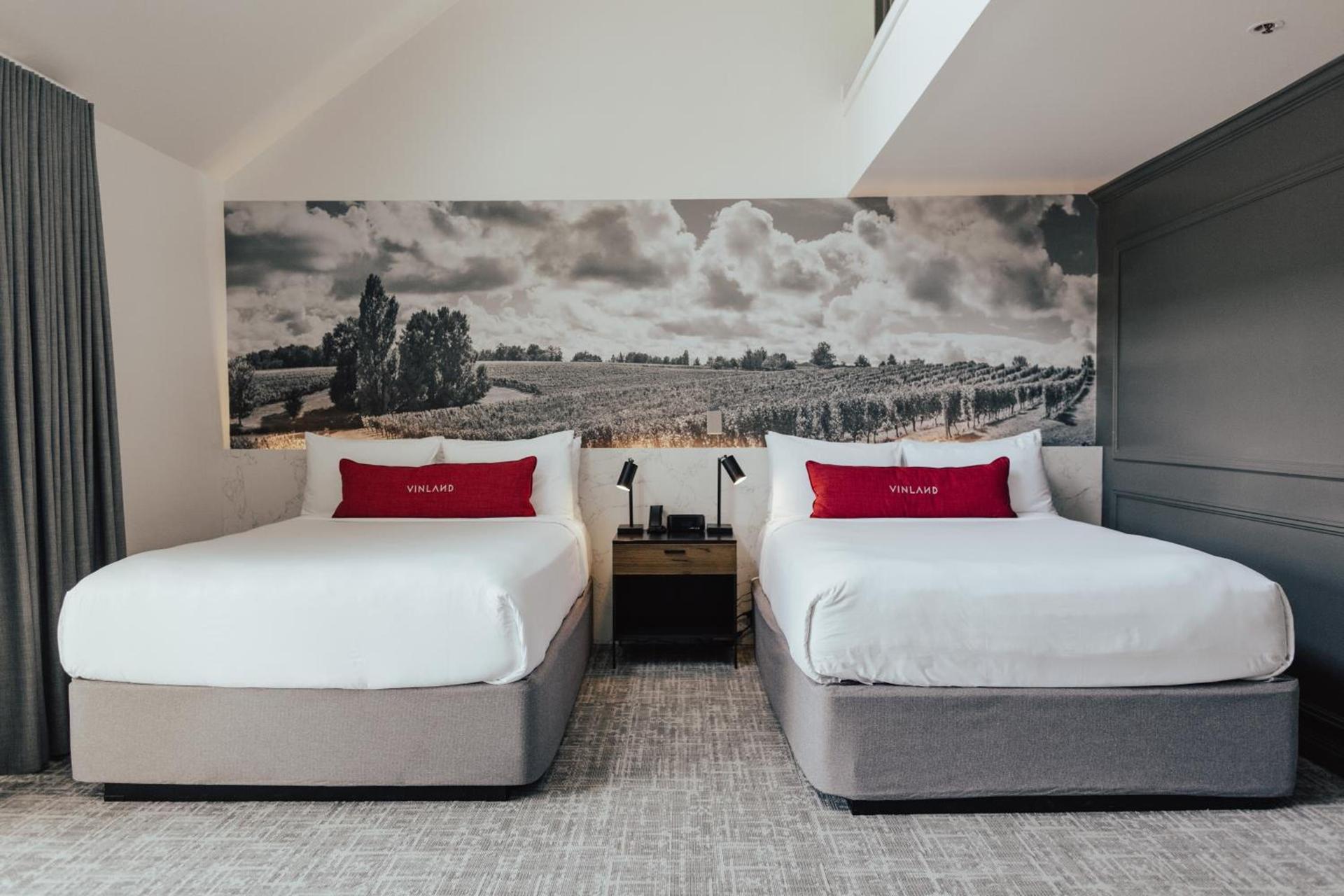 Vinland Hotel and Lounge photo 65