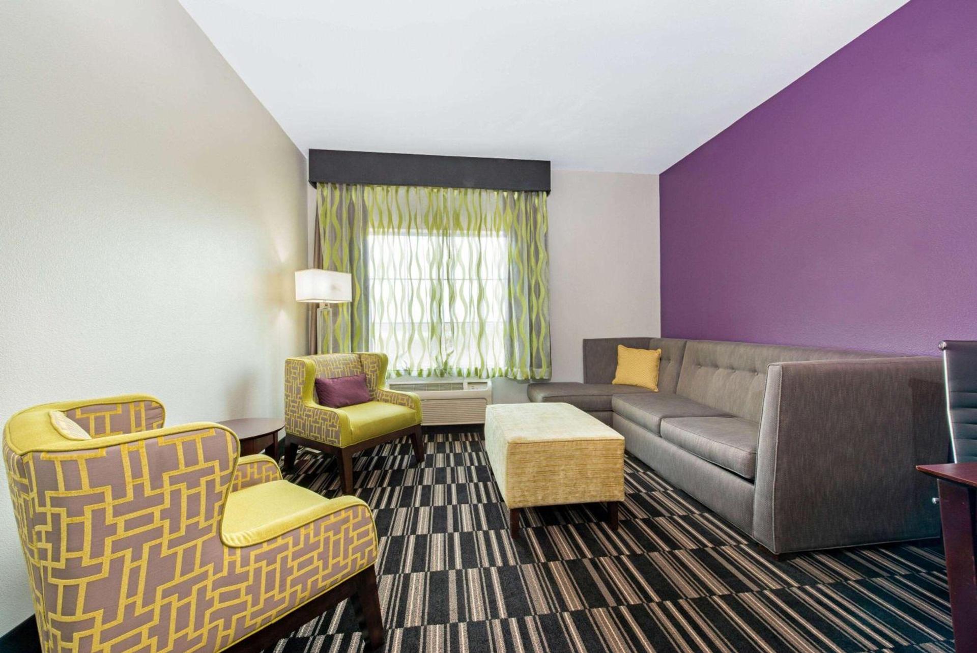 La Quinta by Wyndham Bridge City-Orange photo 50