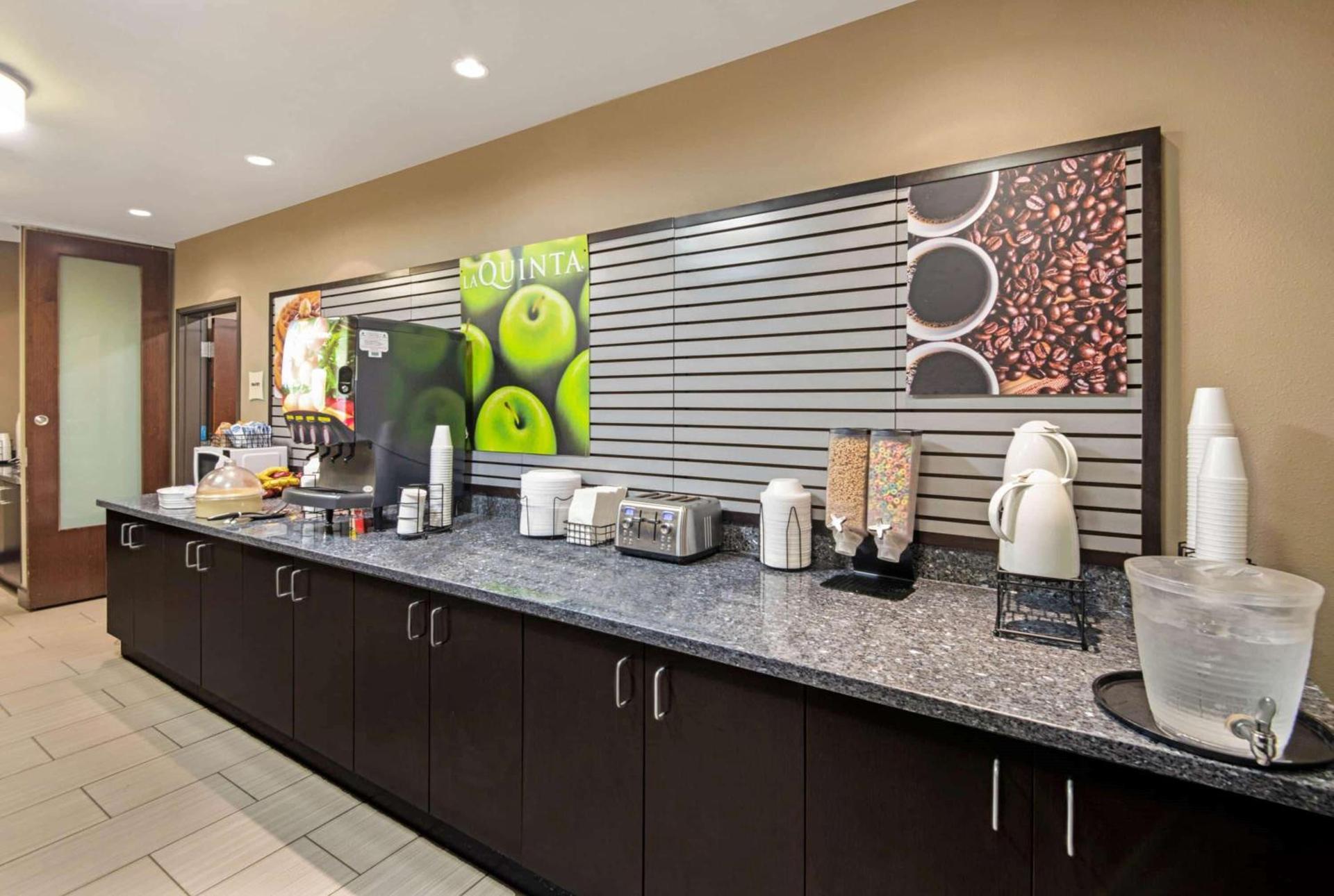 La Quinta Inn & Suites by Wyndham Durant photo 65