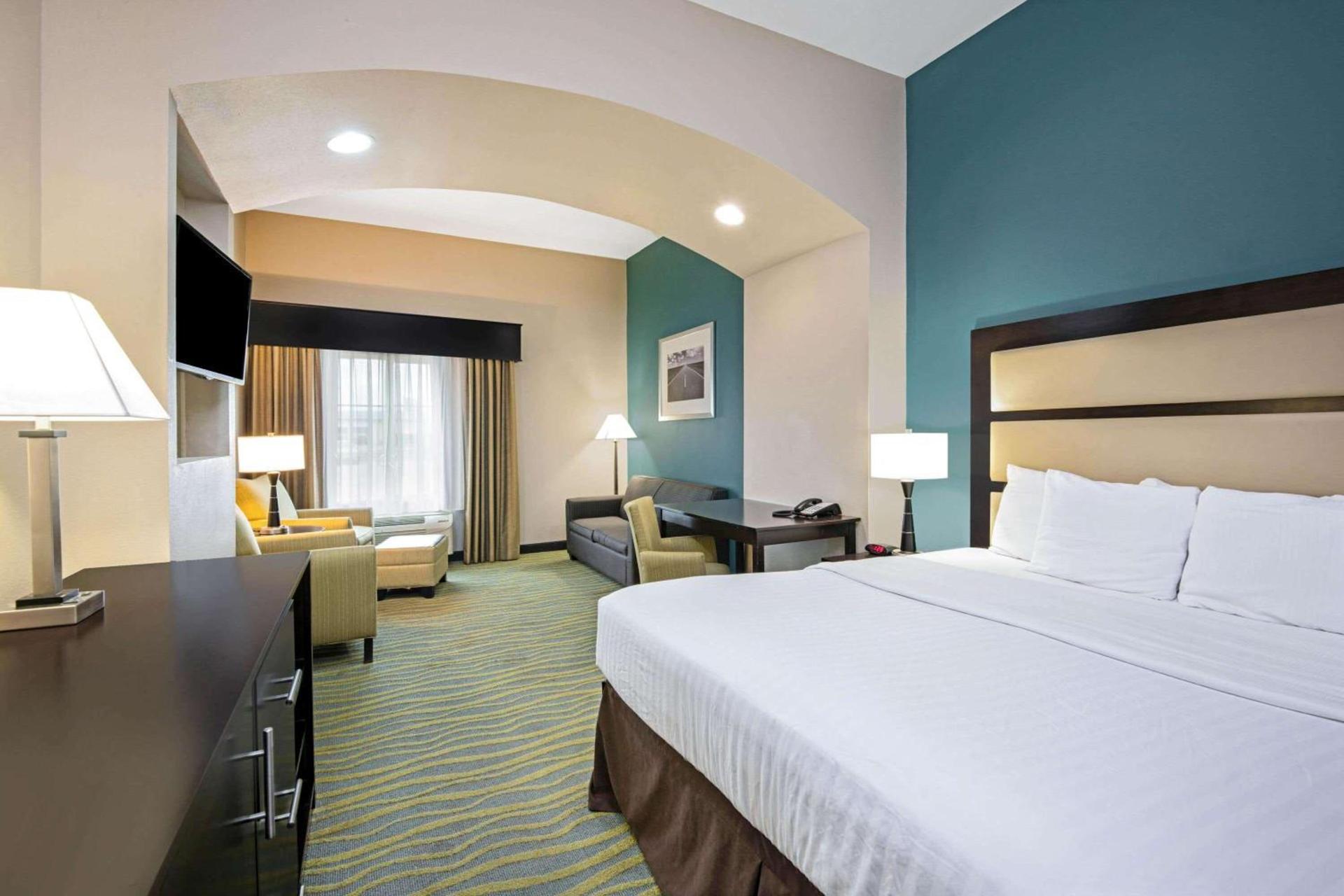 La Quinta Inn & Suites by Wyndham Durant photo 70