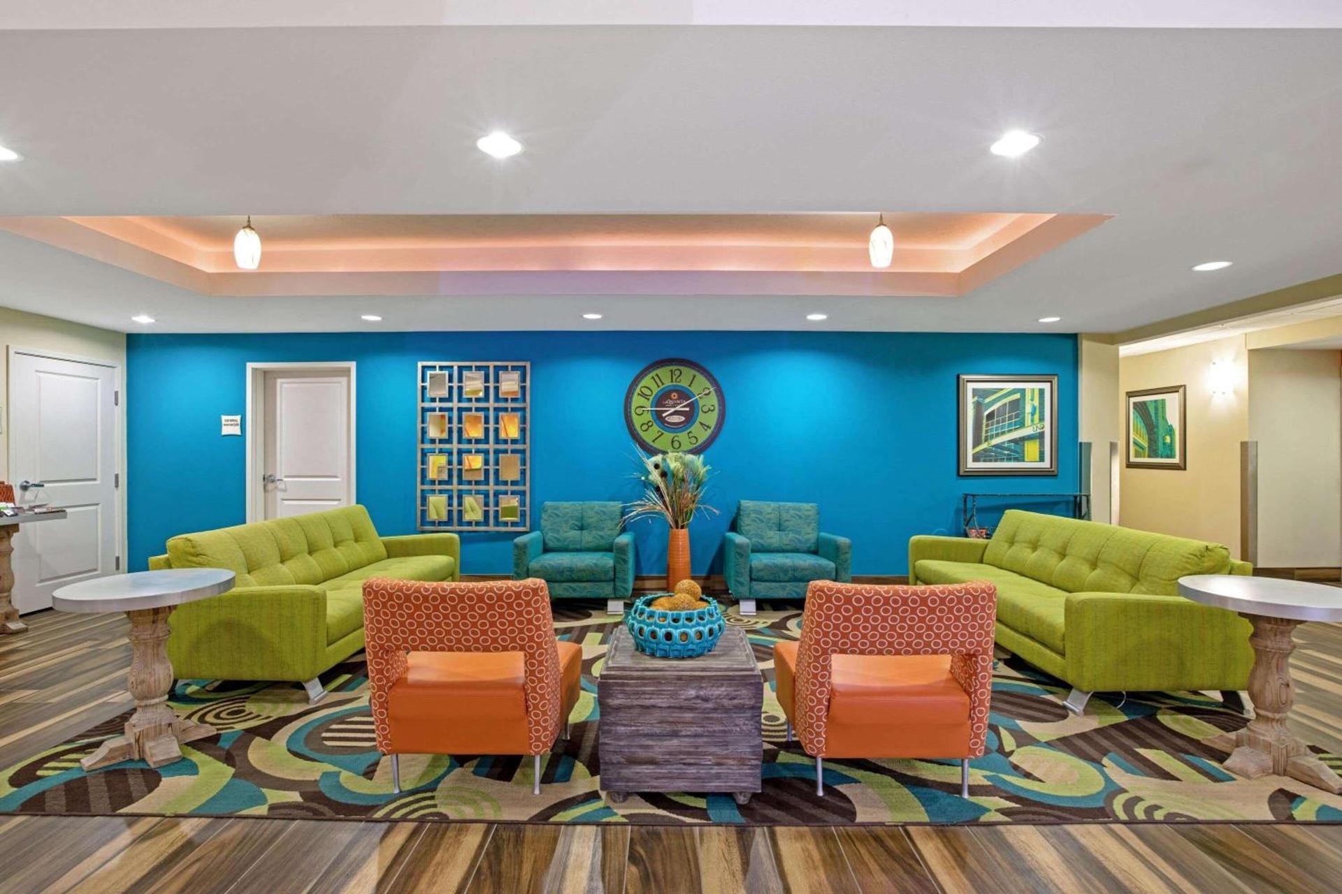La Quinta by Wyndham Grand Forks photo 31