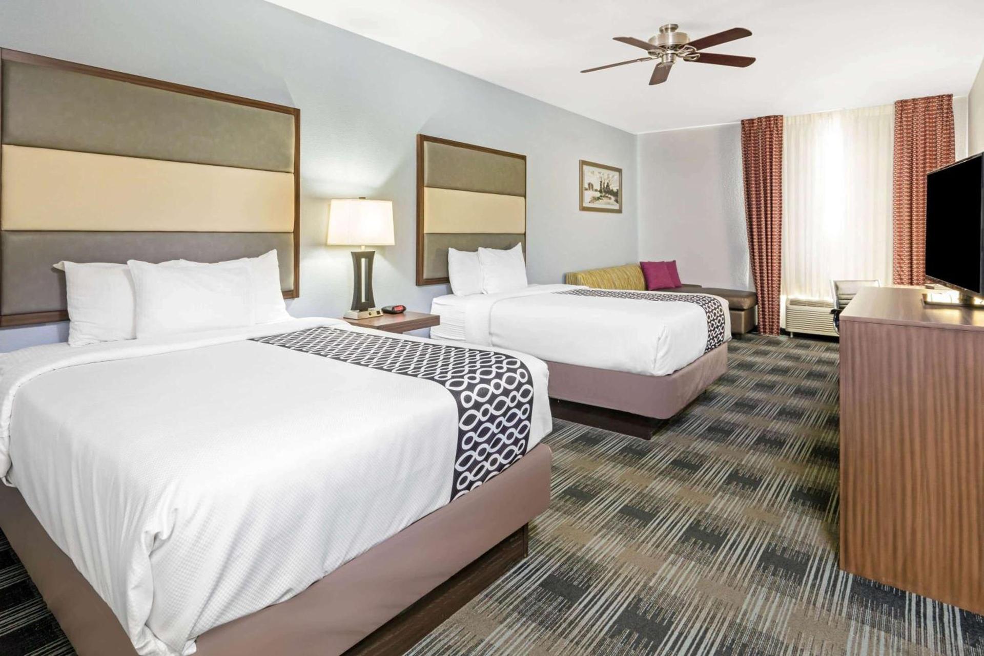 La Quinta by Wyndham Guthrie photo 5