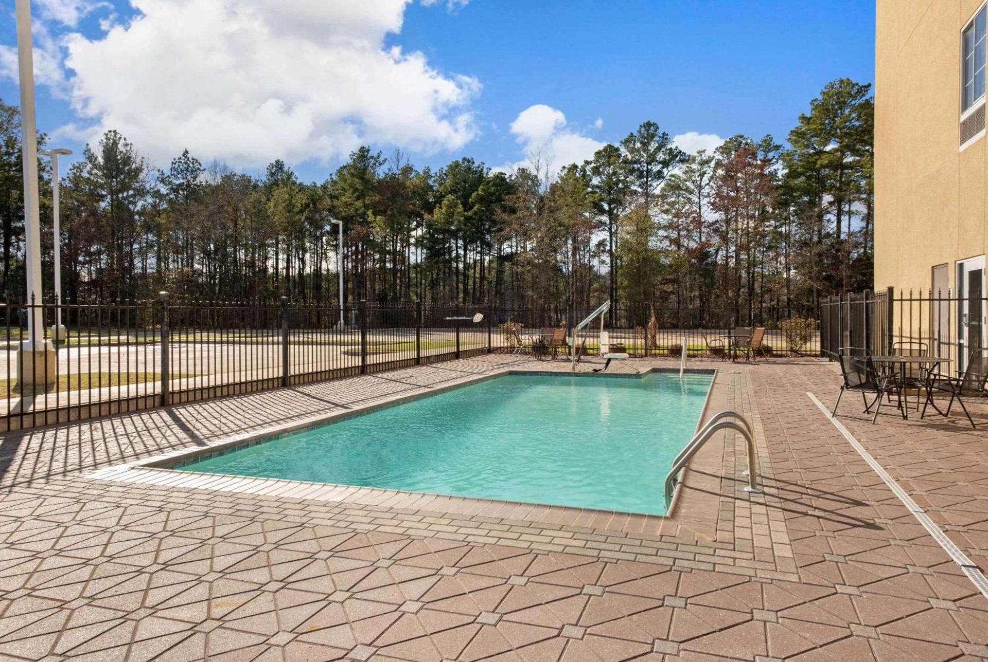 La Quinta by Wyndham West Monroe photo 33