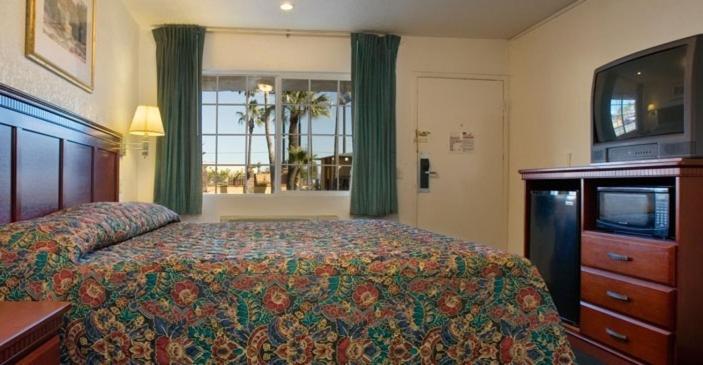 Orange Show Inn photo 14