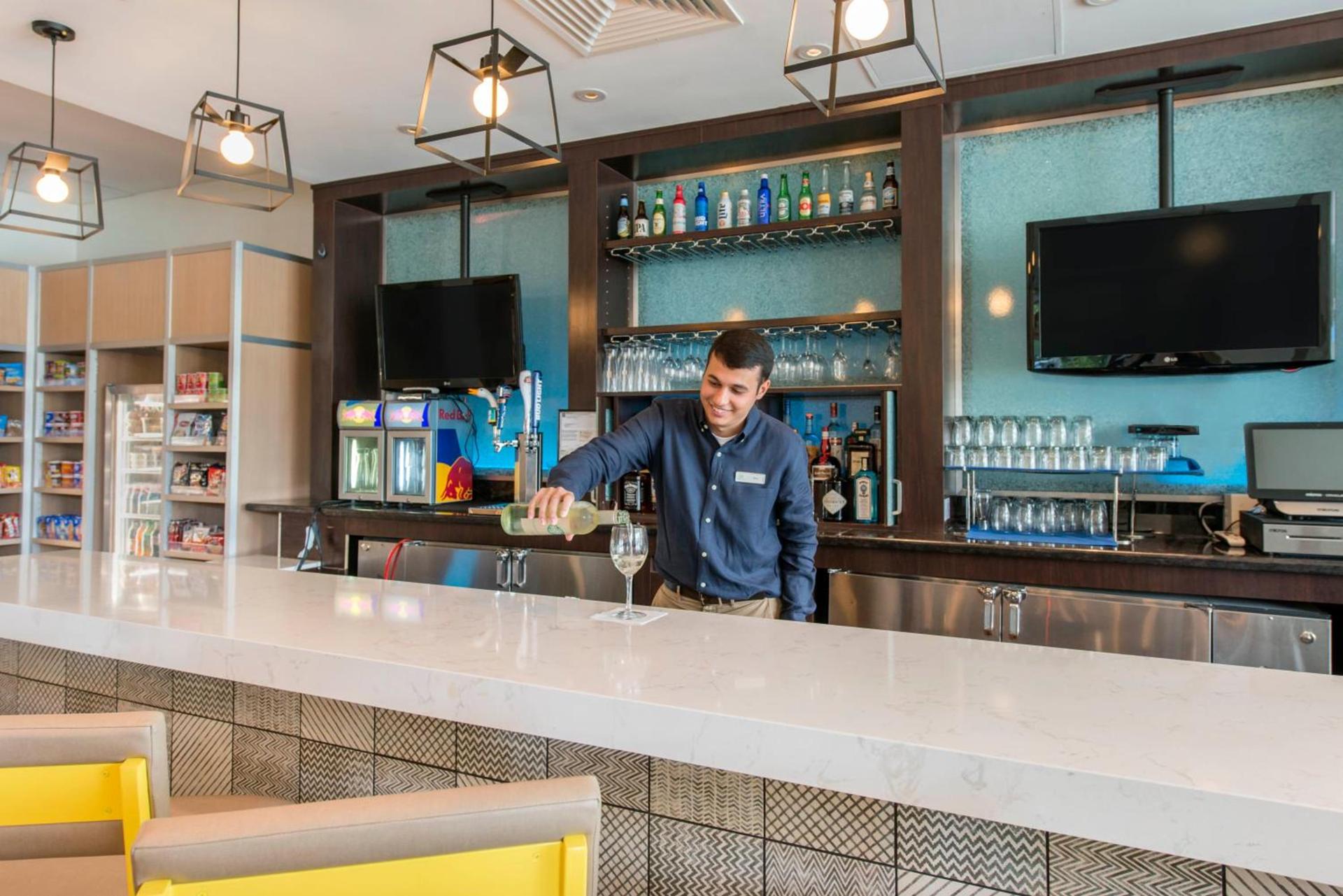Holiday Inn Orlando – Disney Springs® Area by IHG photo 16
