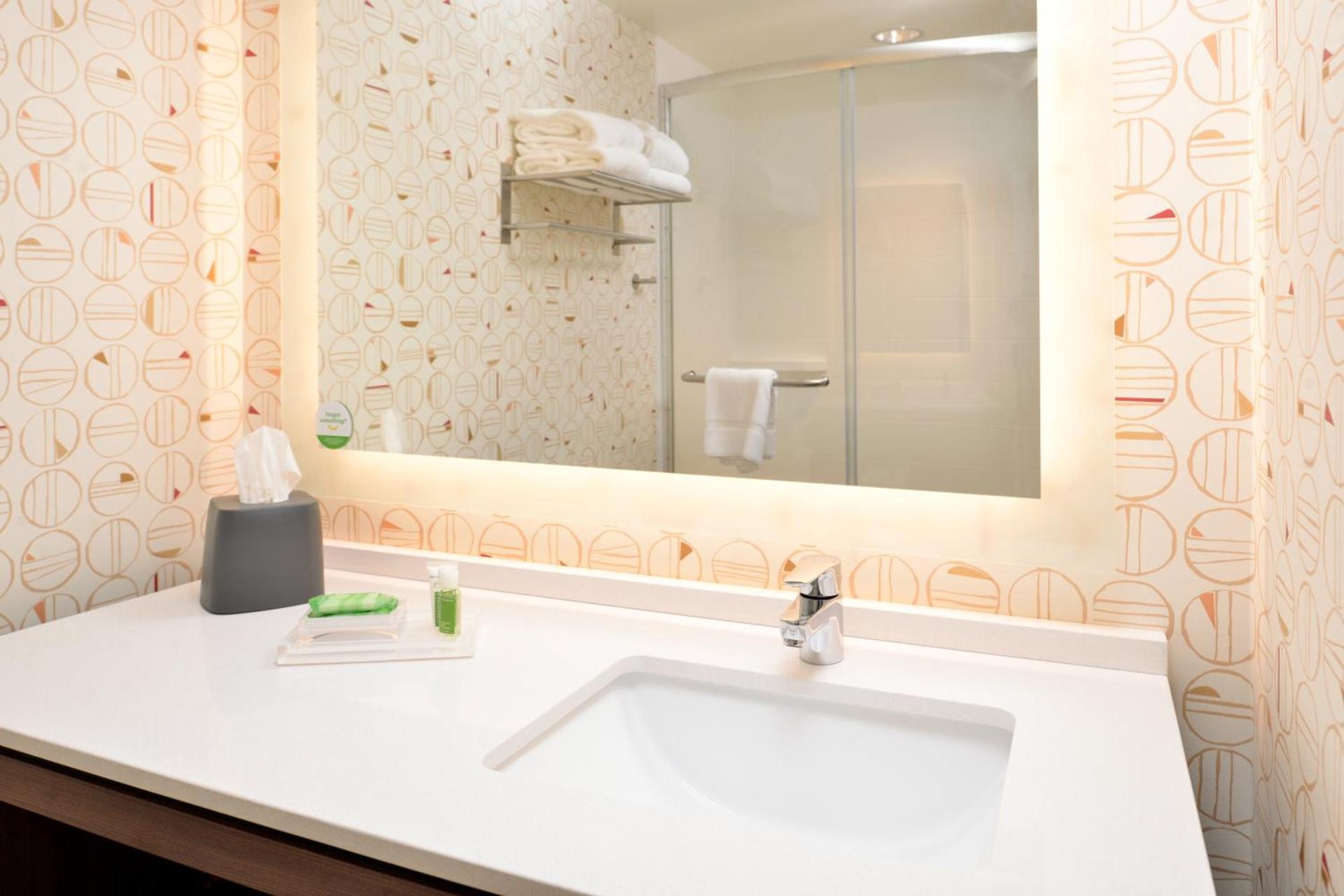 Holiday Inn & Suites Orlando - I-Drive - Theme Parks by IHG photo 49