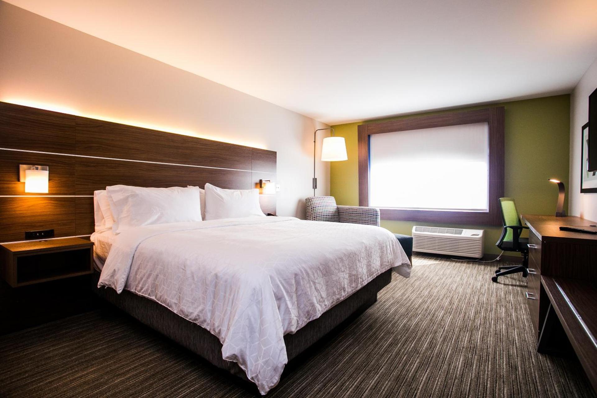 Holiday Inn Express & Suites Rehoboth Beach by IHG photo 22