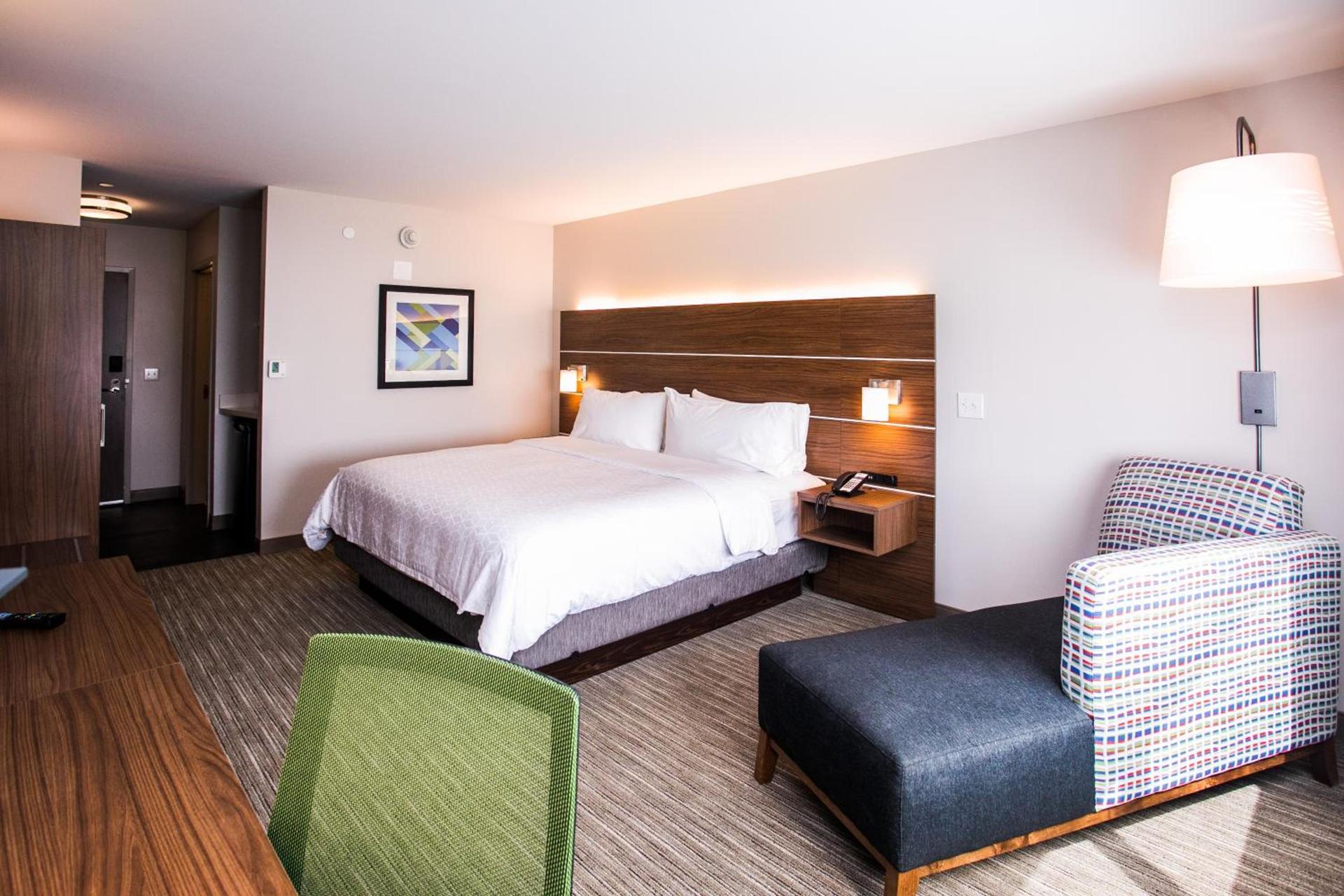 Holiday Inn Express & Suites Rehoboth Beach by IHG photo 23