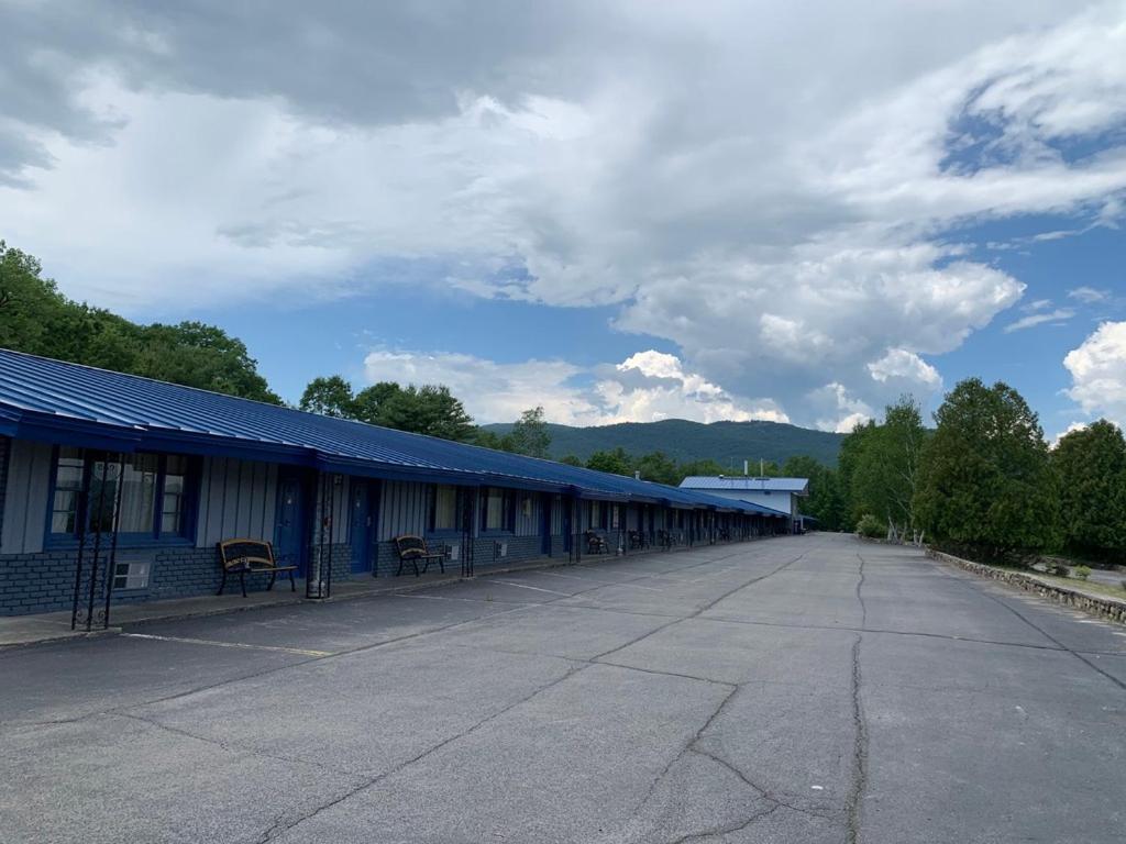 Travelodge by Wyndham Lake George NY photo 36