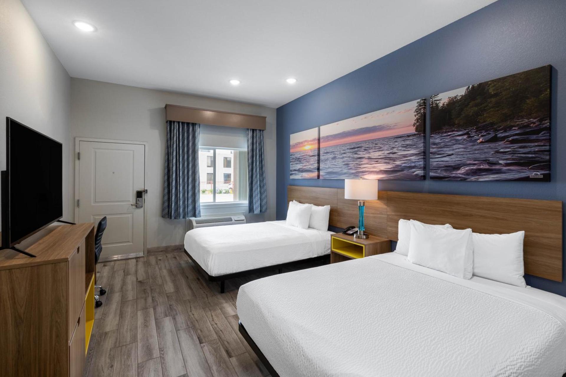 Days Inn & Suites by Wyndham Downtown/University of Houston photo 51