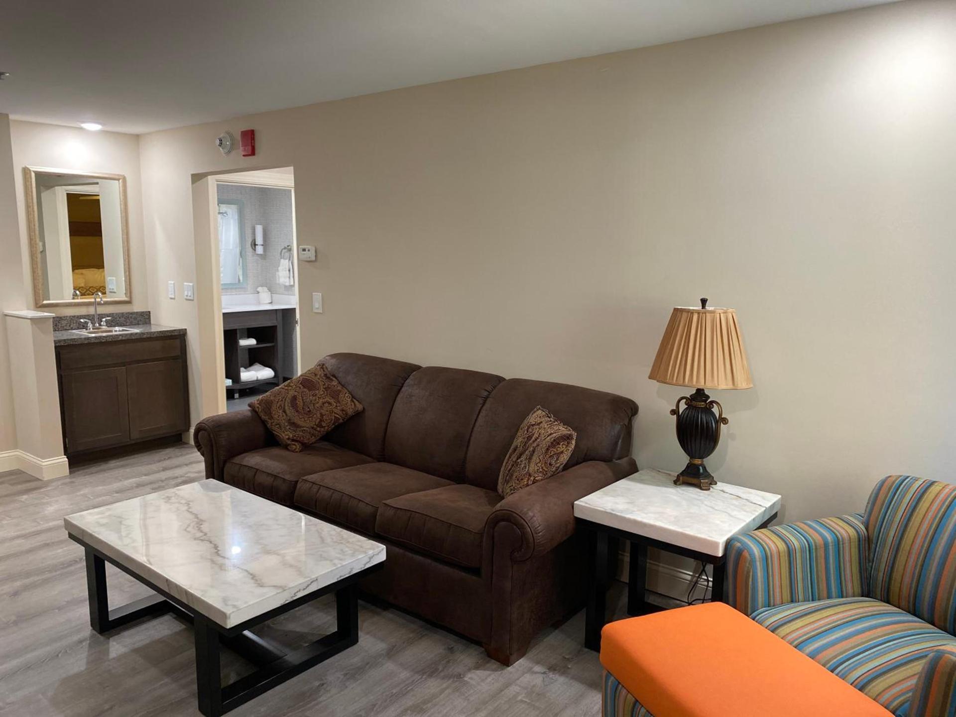 Clayton Plaza Hotel & Extended Stay photo 3