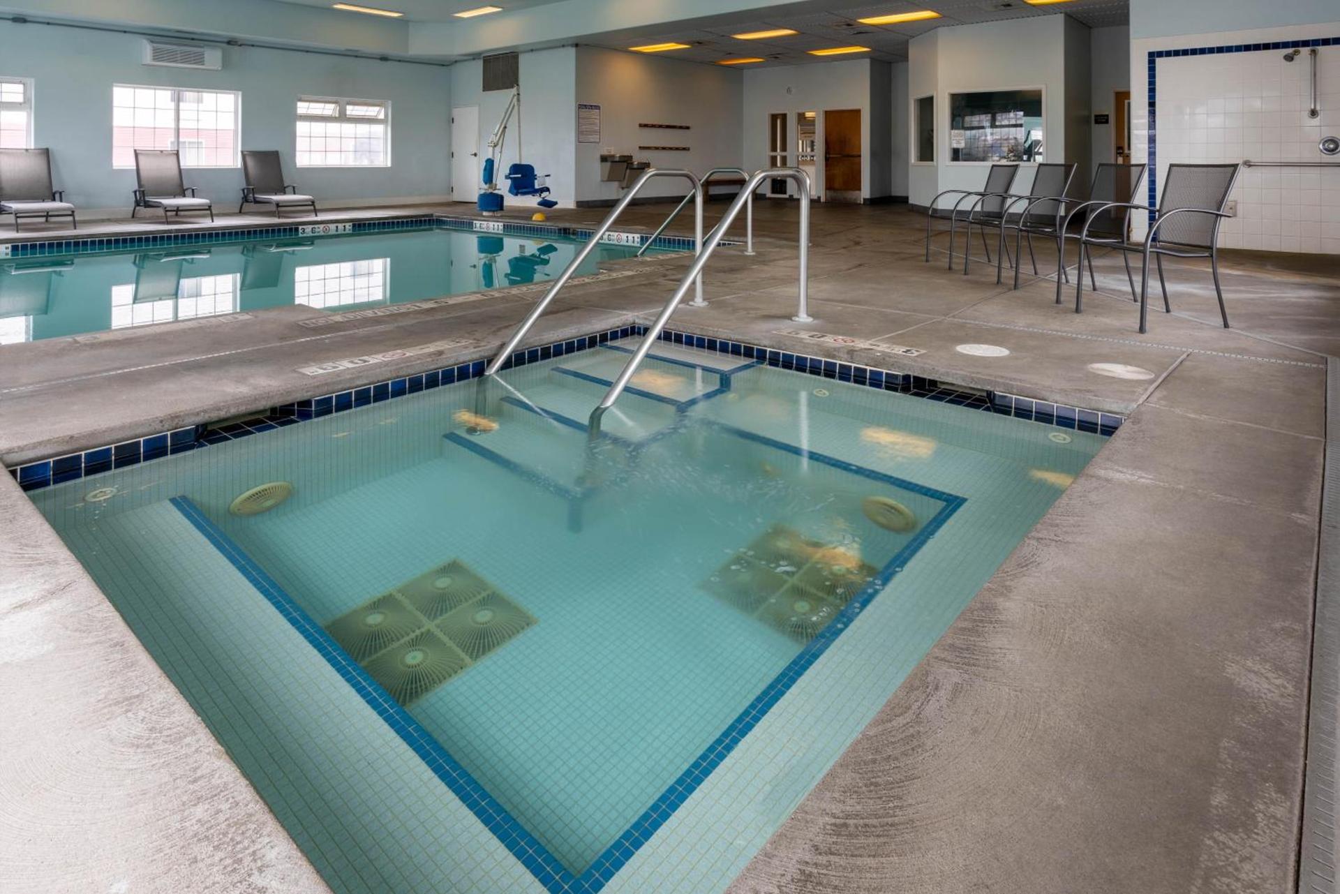 Super 8 by Wyndham Spokane Valley photo 33