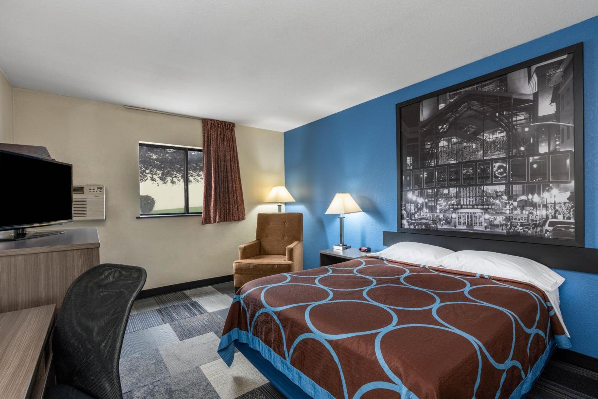 Super 8 by Wyndham Spokane Valley photo 23