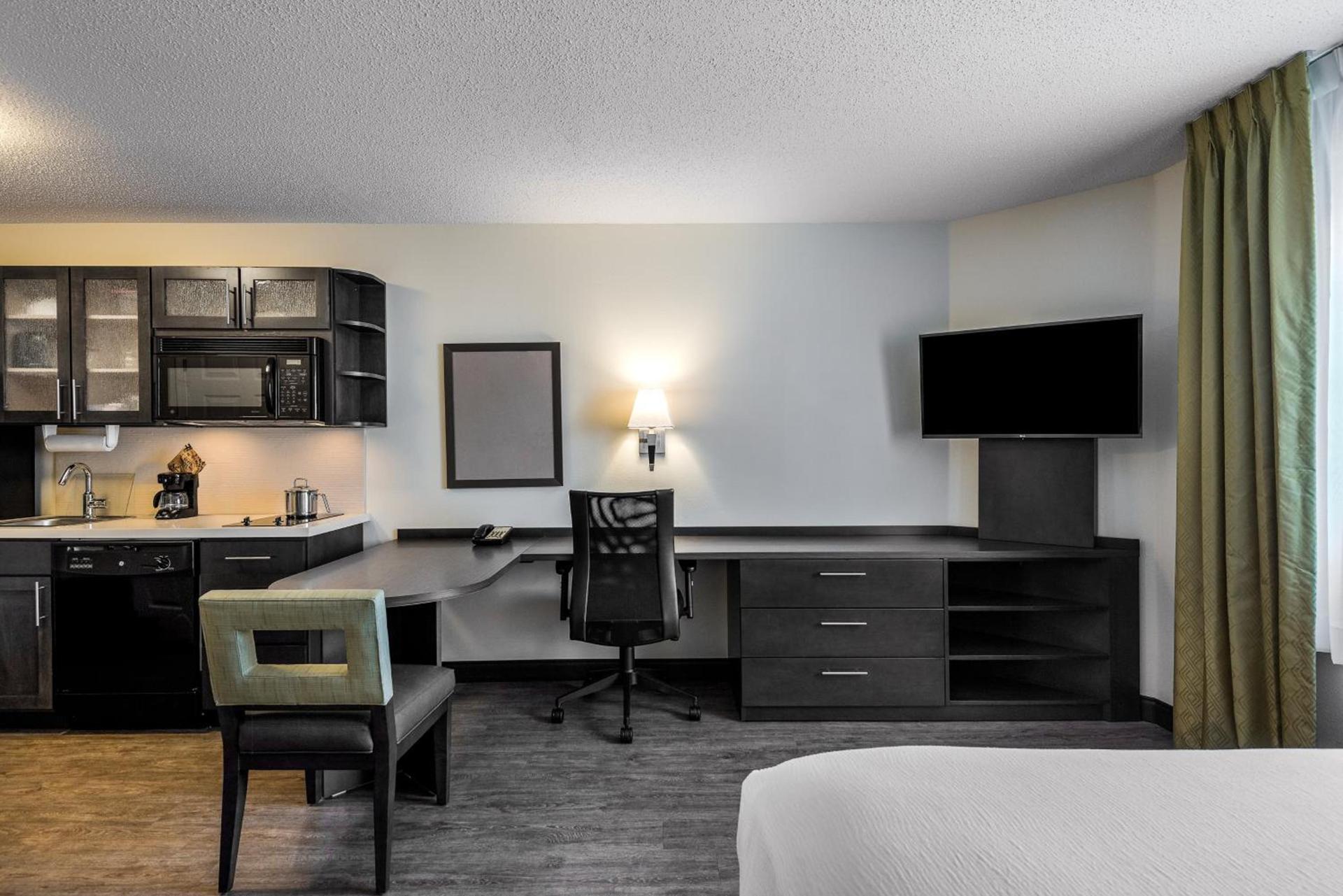 Candlewood Suites Rocky Mount by IHG photo 54