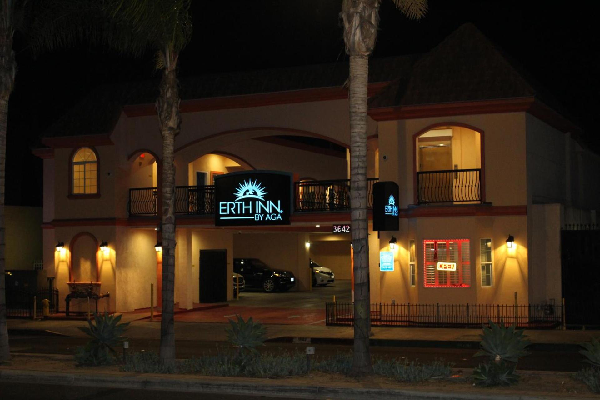 ERTH INN by AGA Maywood photo 19