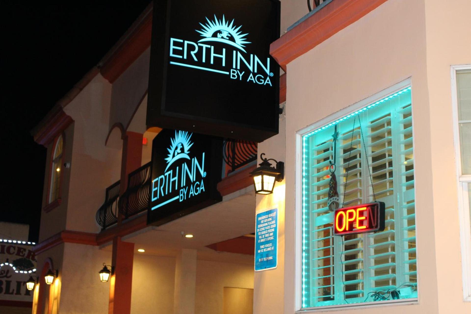 ERTH INN by AGA Maywood photo 21