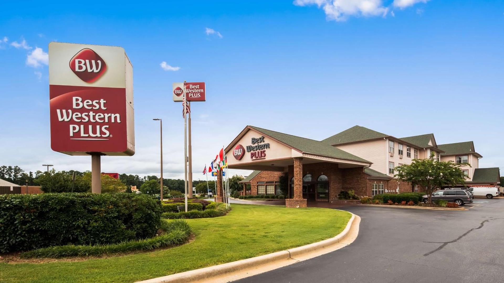 Best Western Plus Bessemer photo 9