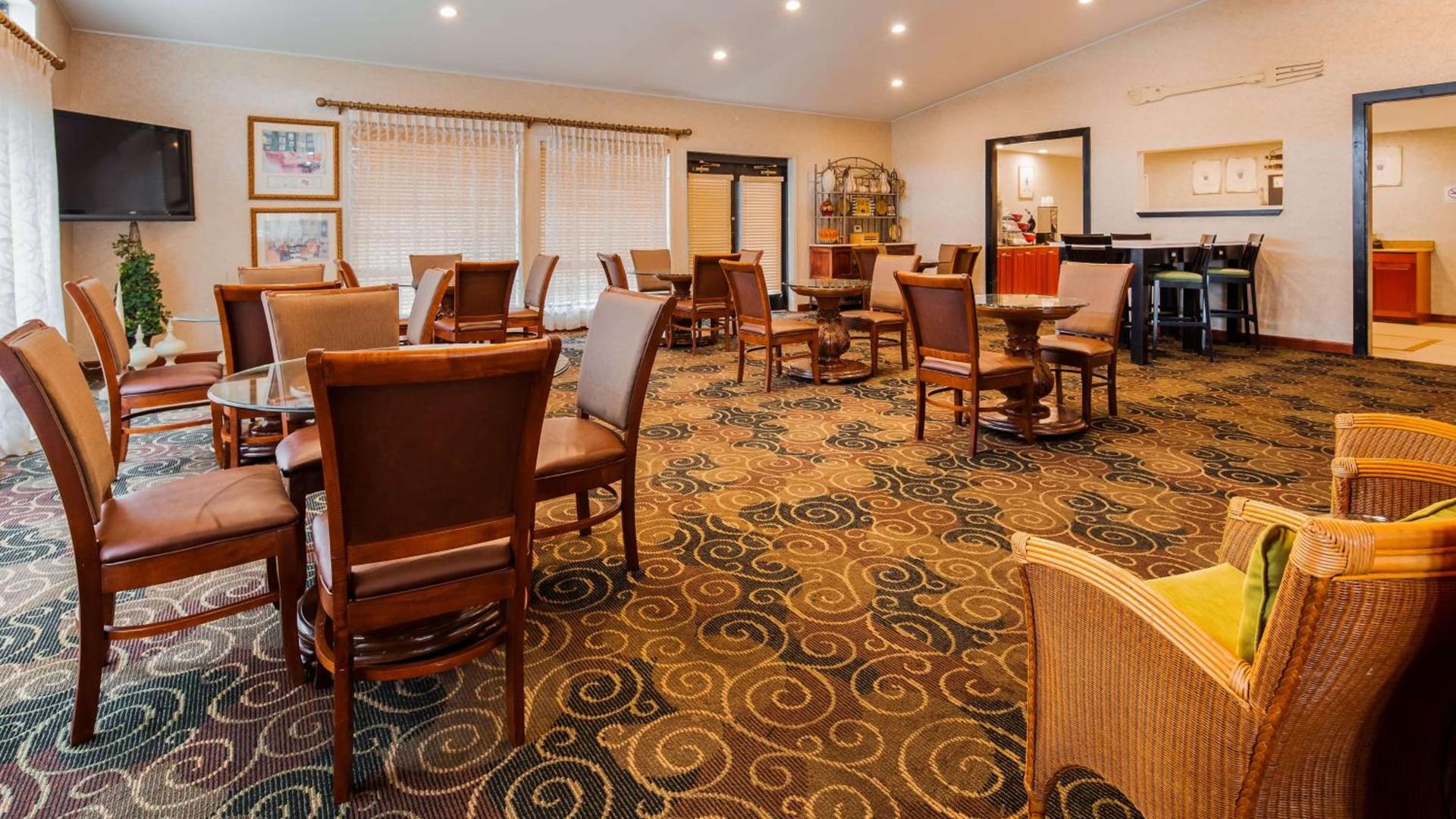 Best Western Plus Bessemer photo 21