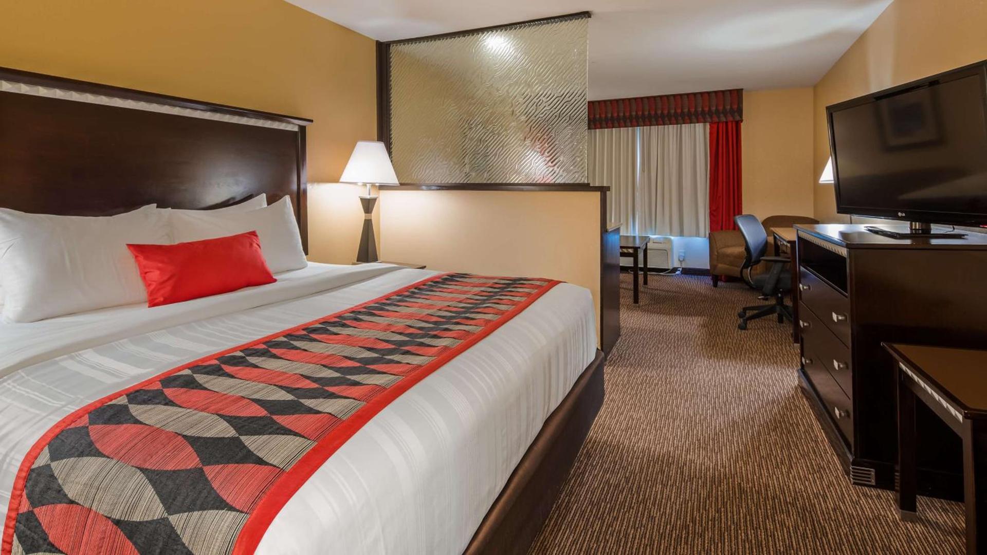 Best Western Plus Bessemer photo 5