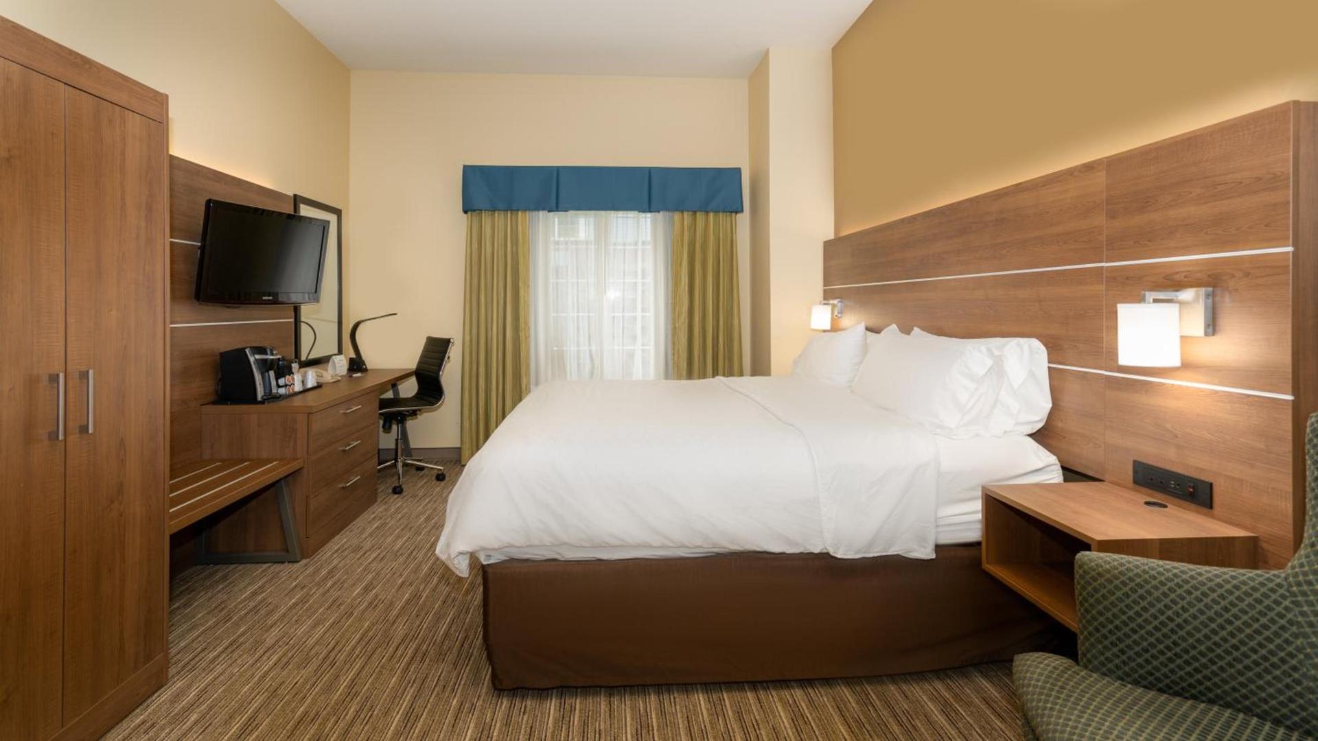 Holiday Inn Express St. Paul South - Inver Grove Heights by IHG photo 29