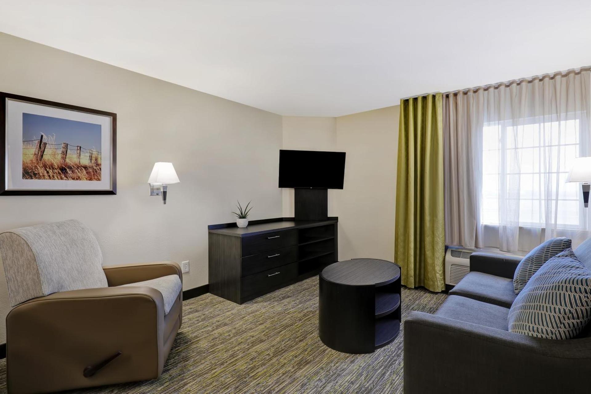 Candlewood Suites Indianapolis - South by IHG photo 25