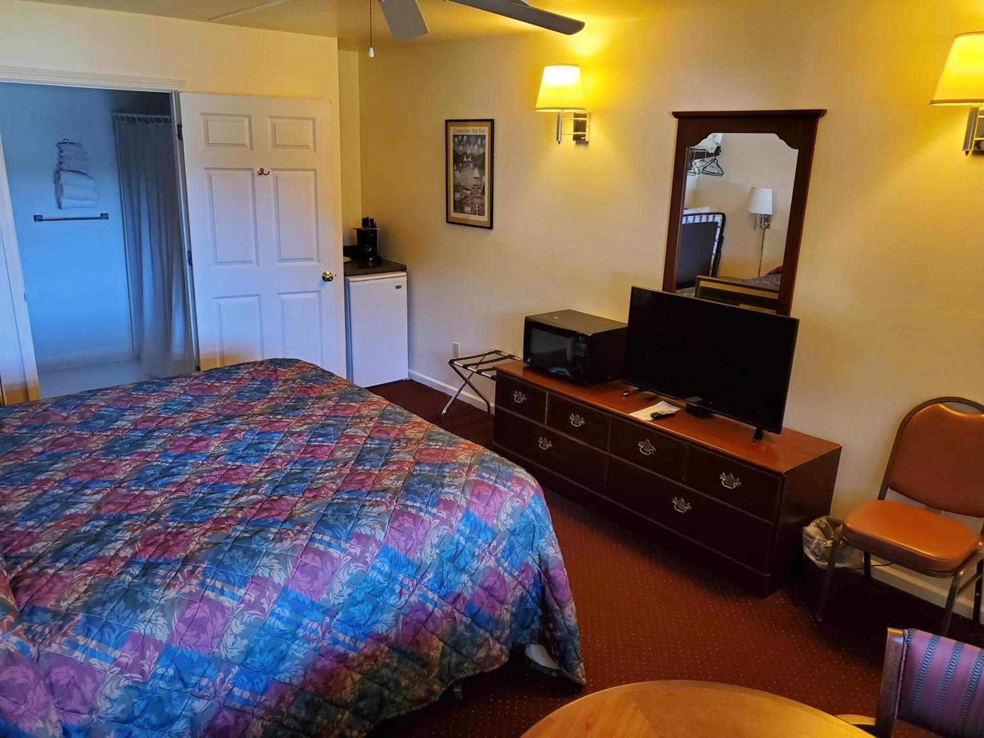 Lake View Motel photo 9