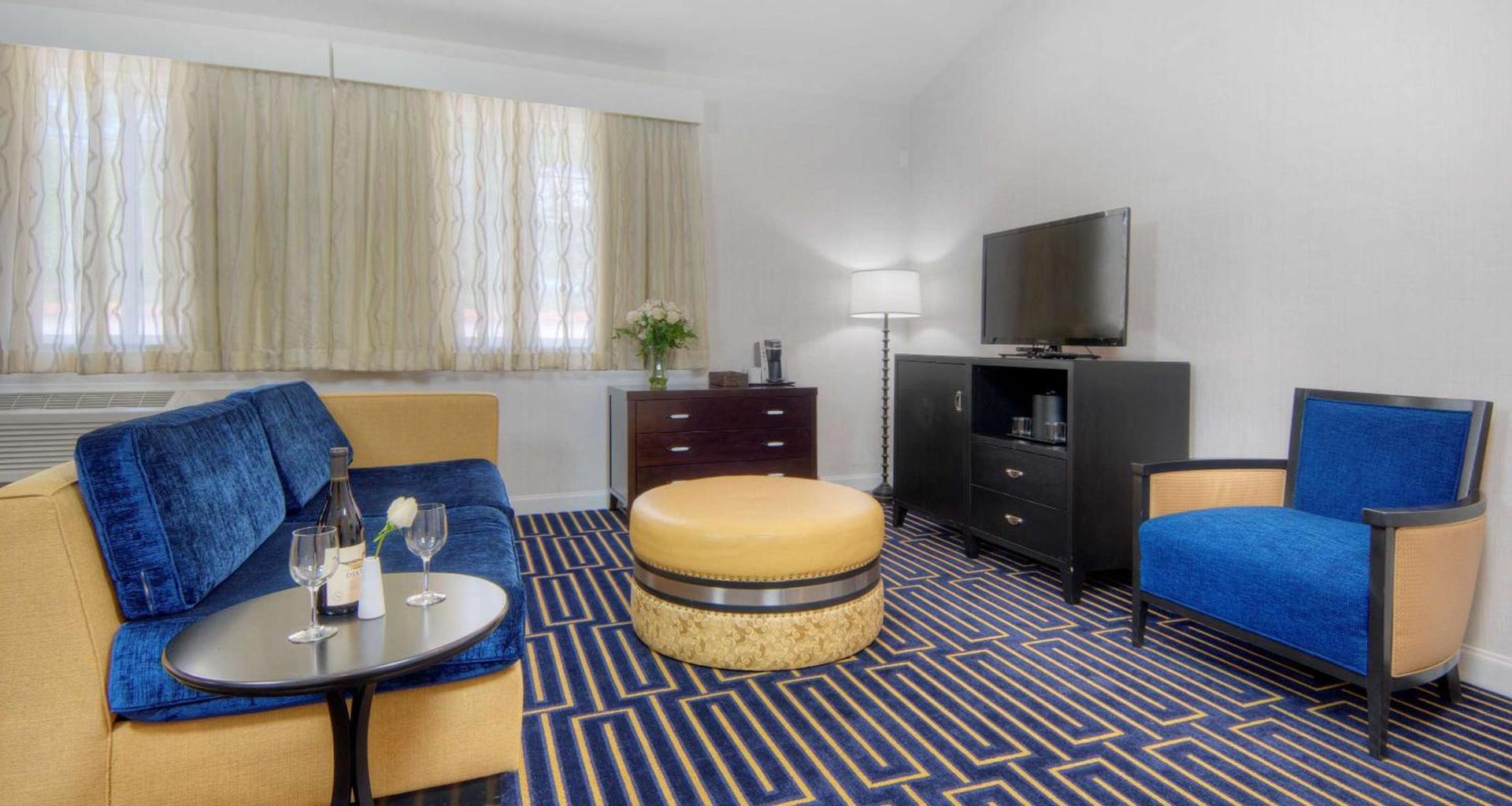 Best Western Plus Palm Court Hotel photo 39