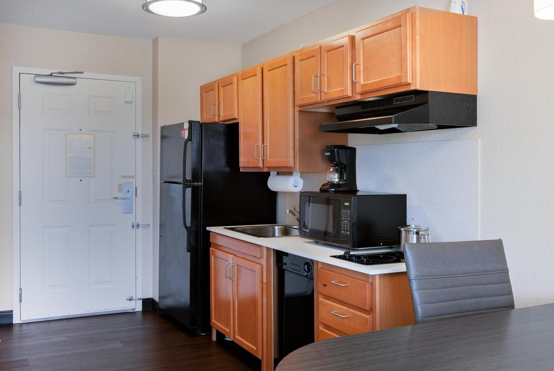 Candlewood Suites Medford by IHG photo 15