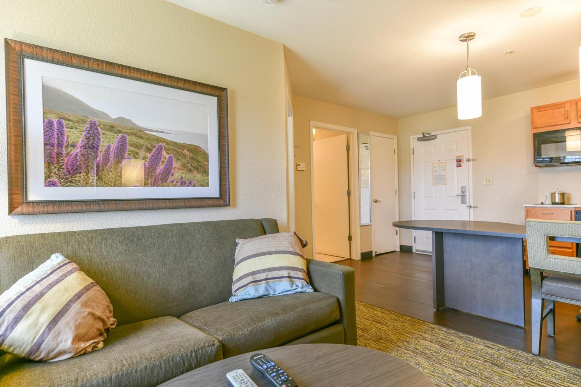 Candlewood Suites Medford by IHG photo 11