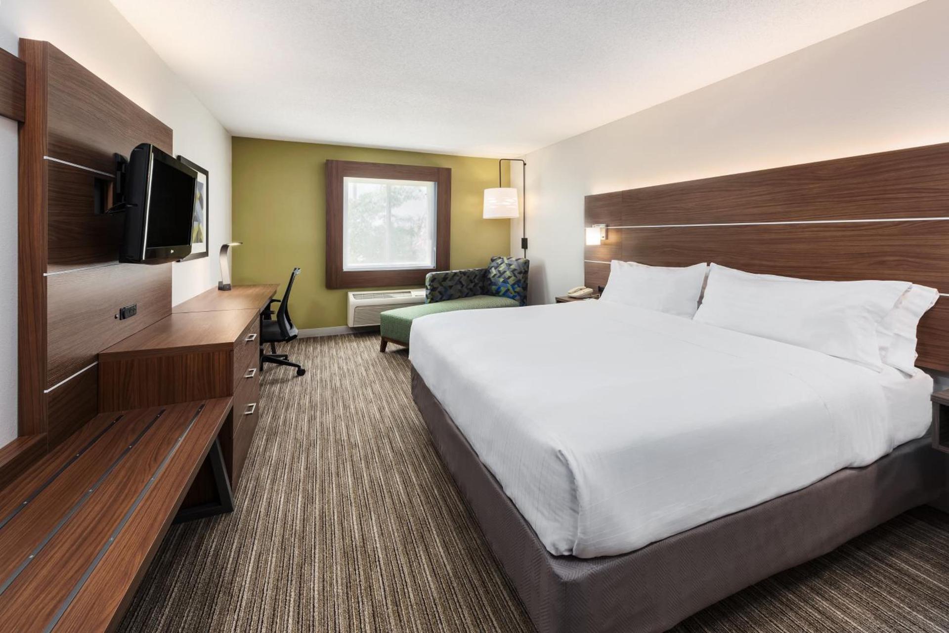 Holiday Inn Express Warrenton by IHG photo 22