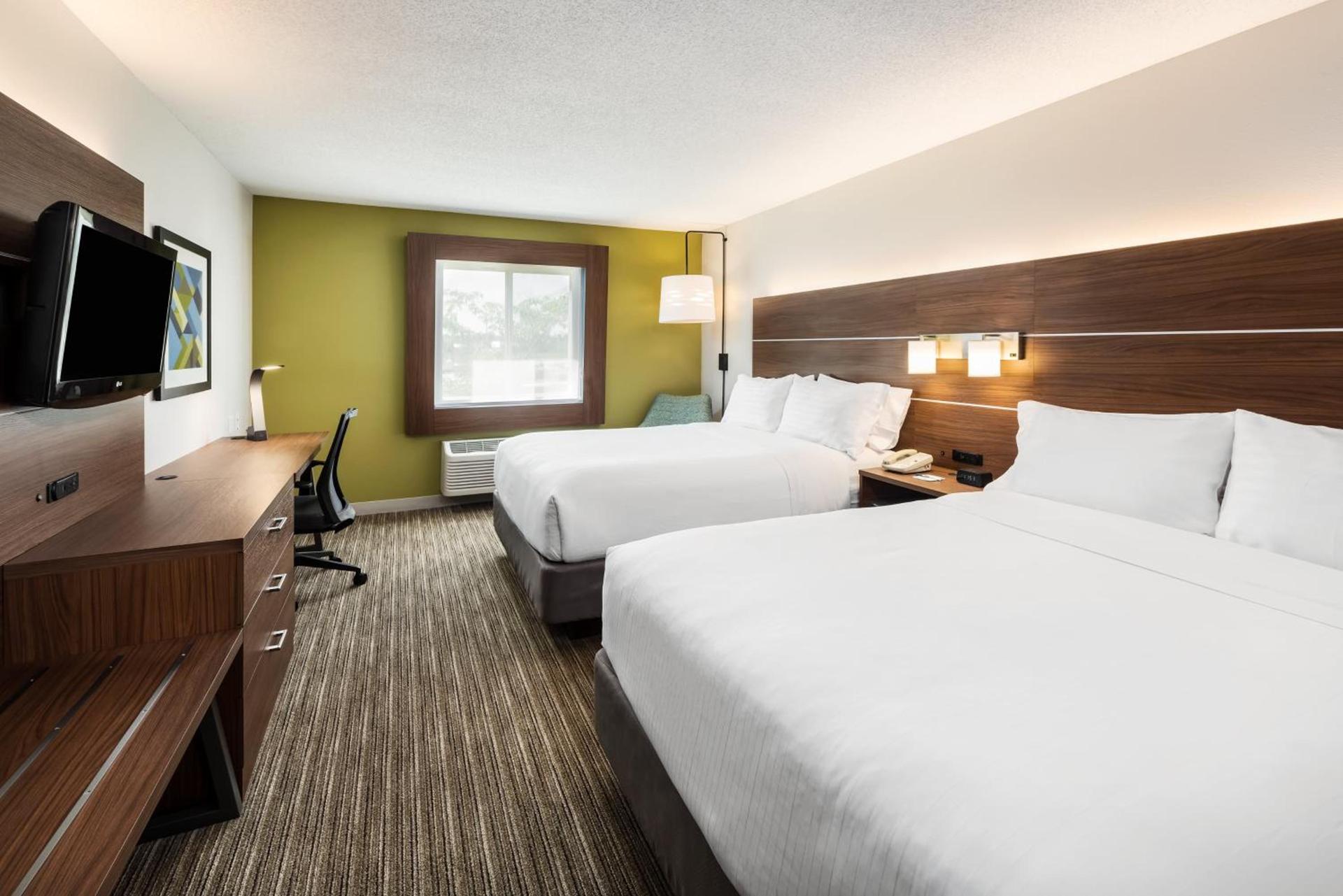 Holiday Inn Express Warrenton by IHG photo 27