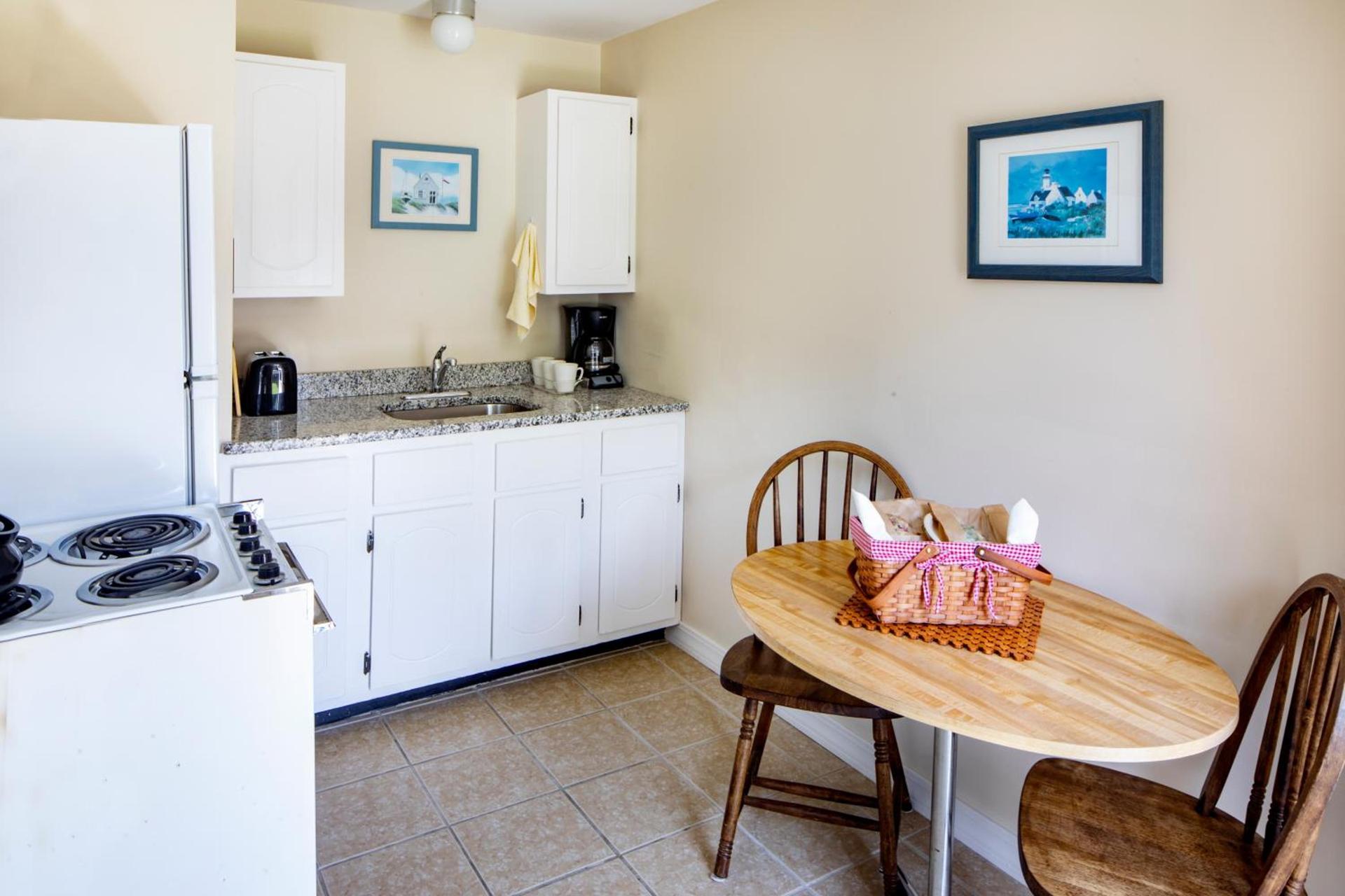 Sesuit Harbor House photo 54