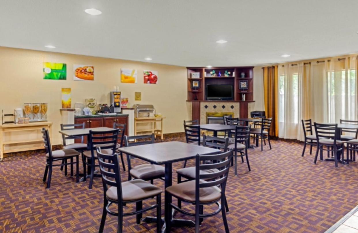 Quality Inn High Point - Archdale photo 10