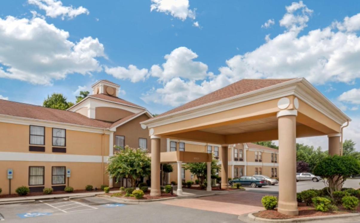 Quality Inn High Point - Archdale photo 14