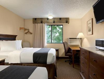 Super 8 by Wyndham Canon City photo 22