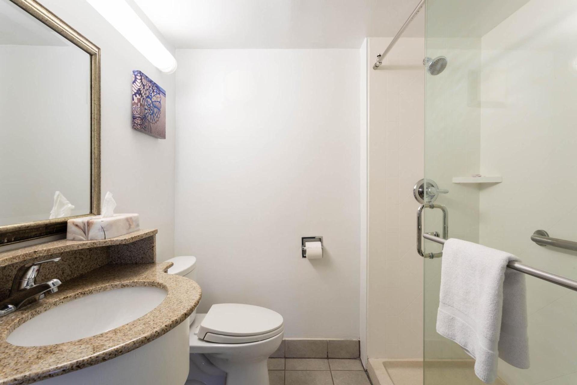 Ramada by Wyndham Virginia Beach photo 10