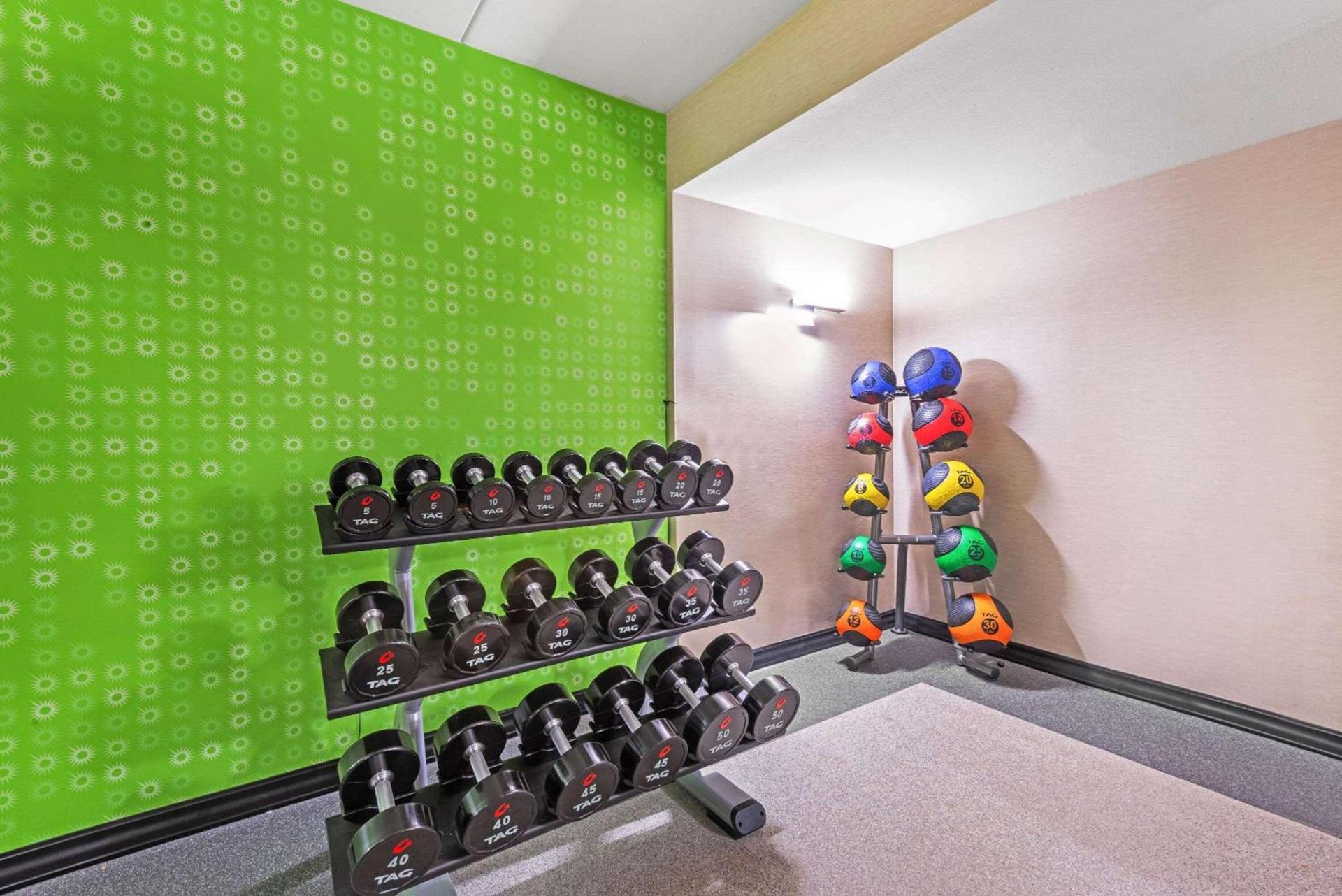 La Quinta by Wyndham Jamestown photo 33