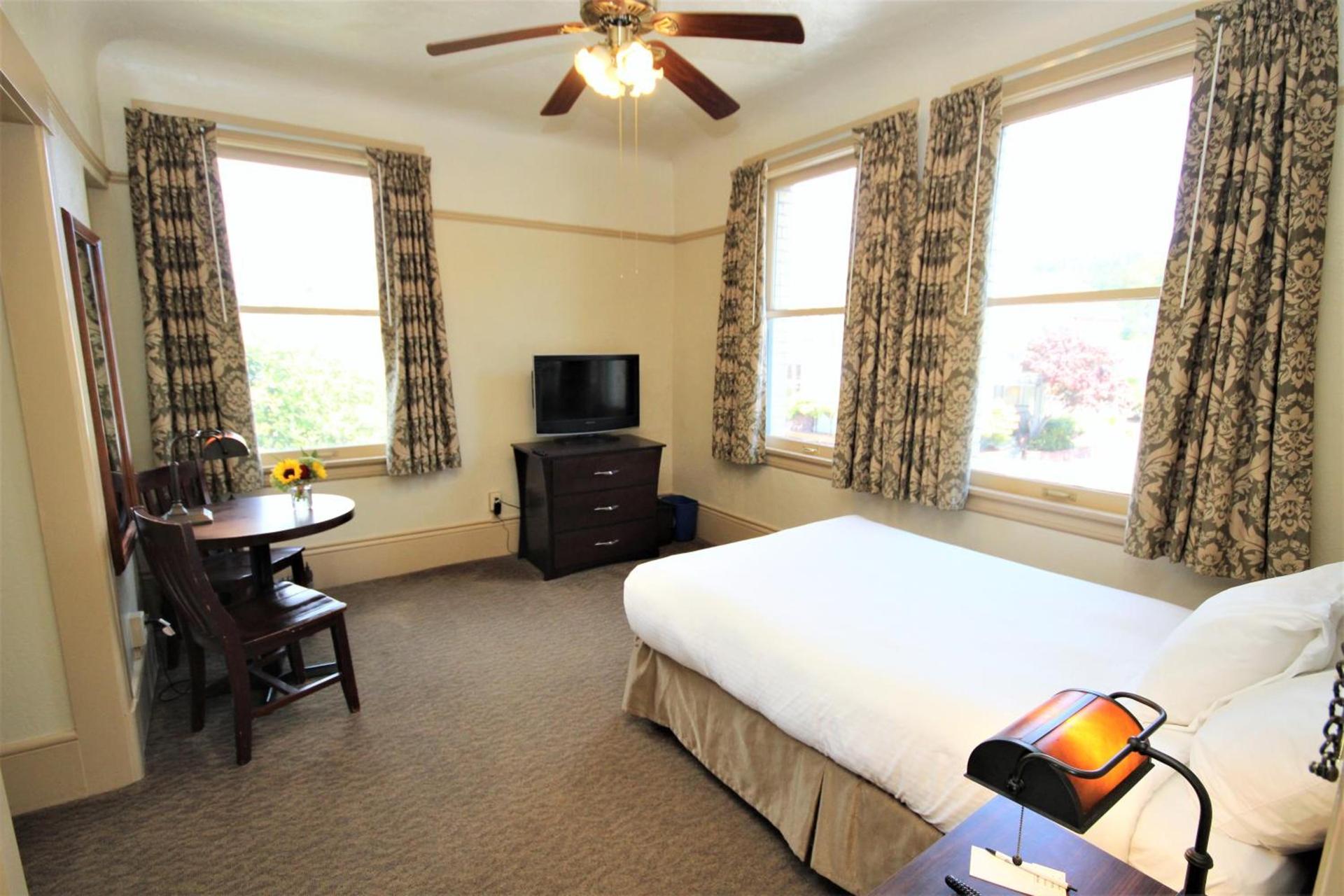 Hotel Arcata photo 18