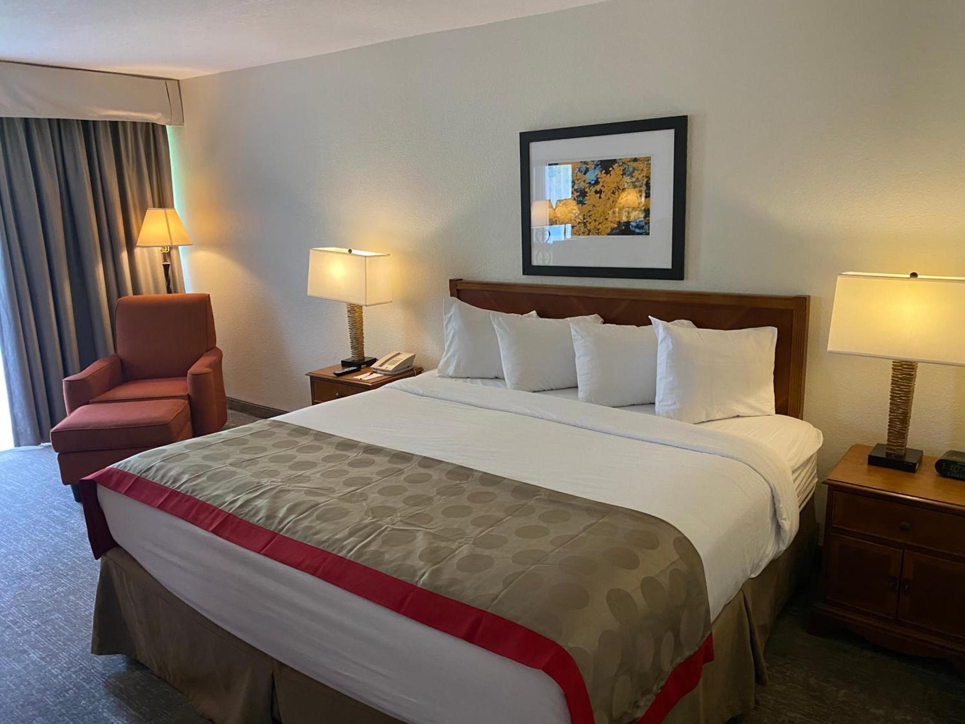Ramada by Wyndham Albuquerque Midtown photo 54