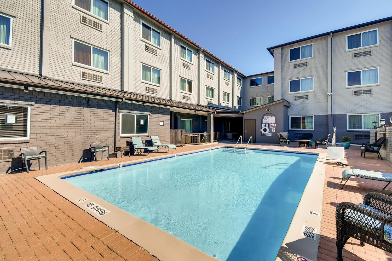 Orangewood Inn and Suites Midtown photo 47
