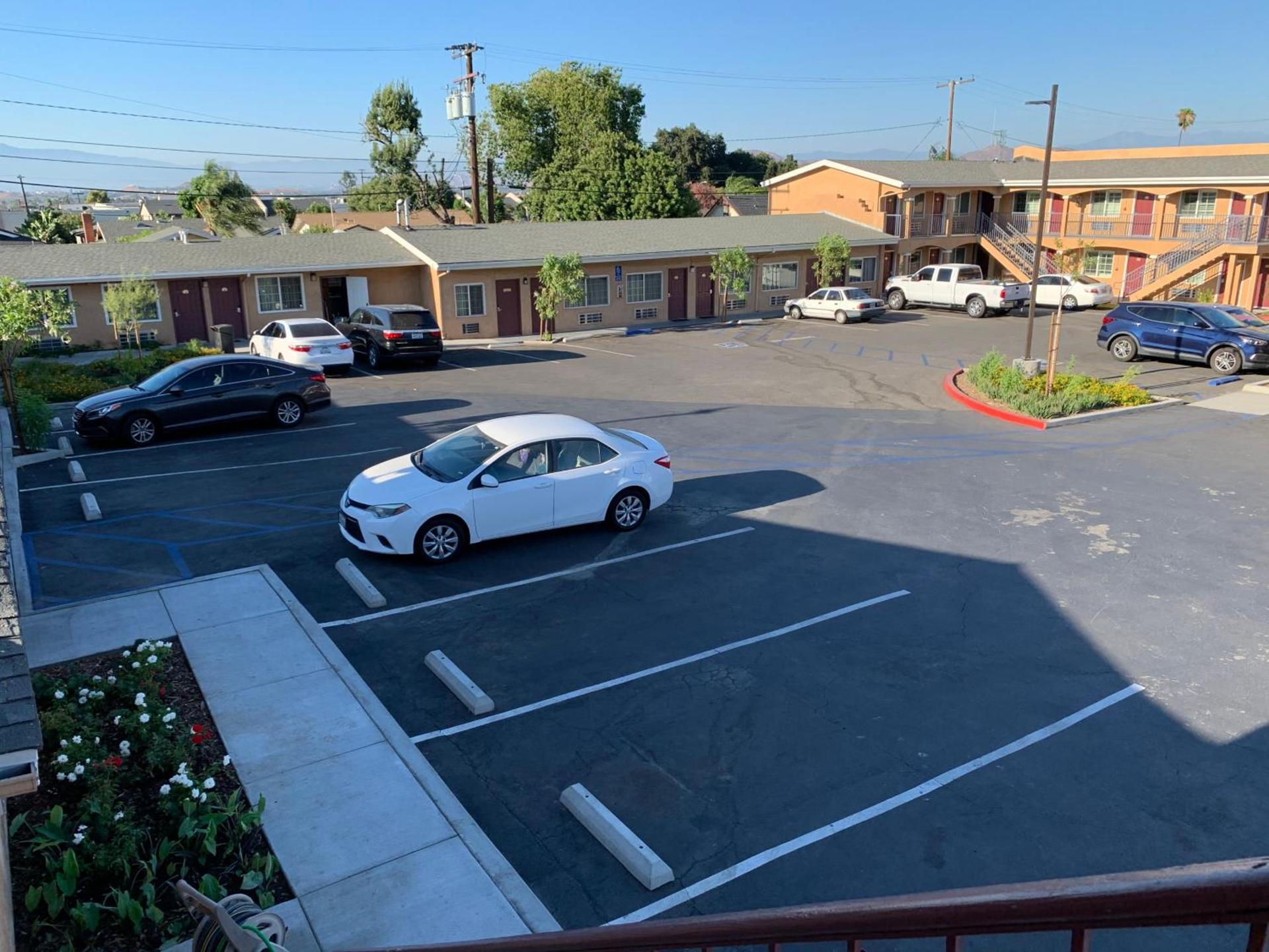 Desert Inn Motel photo 28