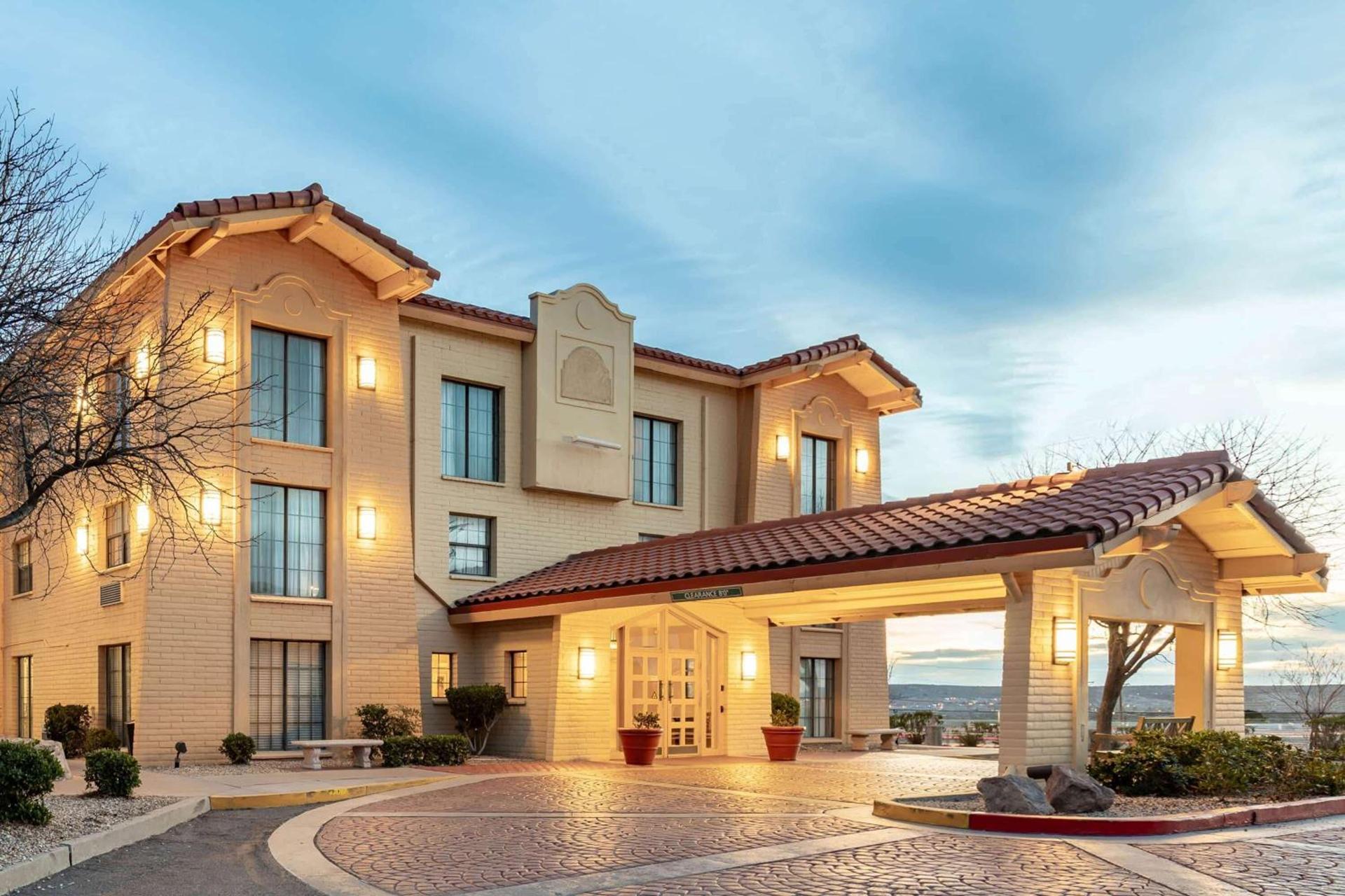 La Quinta Inn by Wyndham El Paso West photo 13