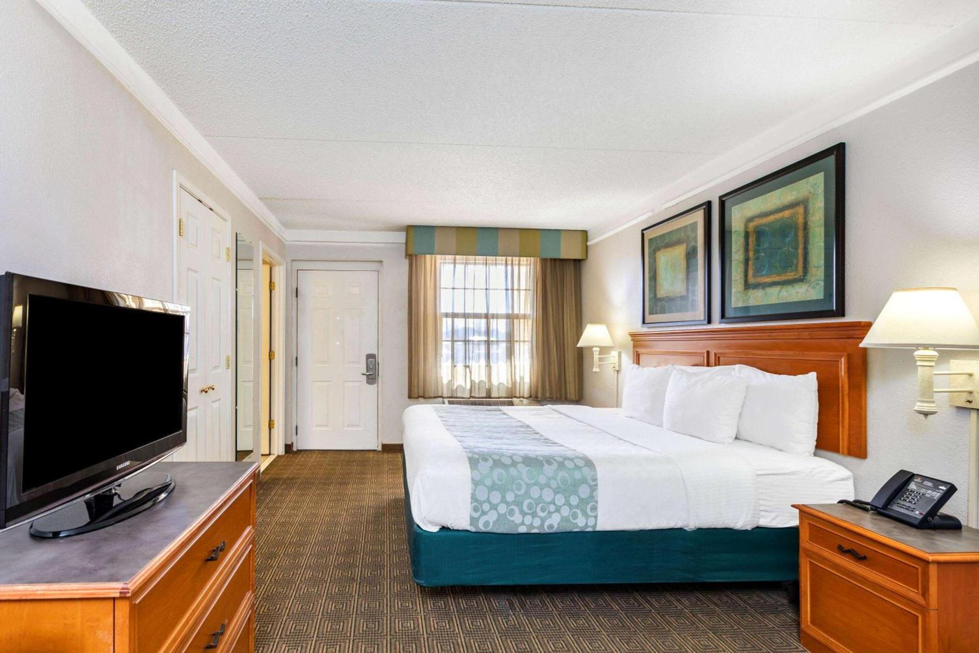La Quinta Inn by Wyndham El Paso West photo 17