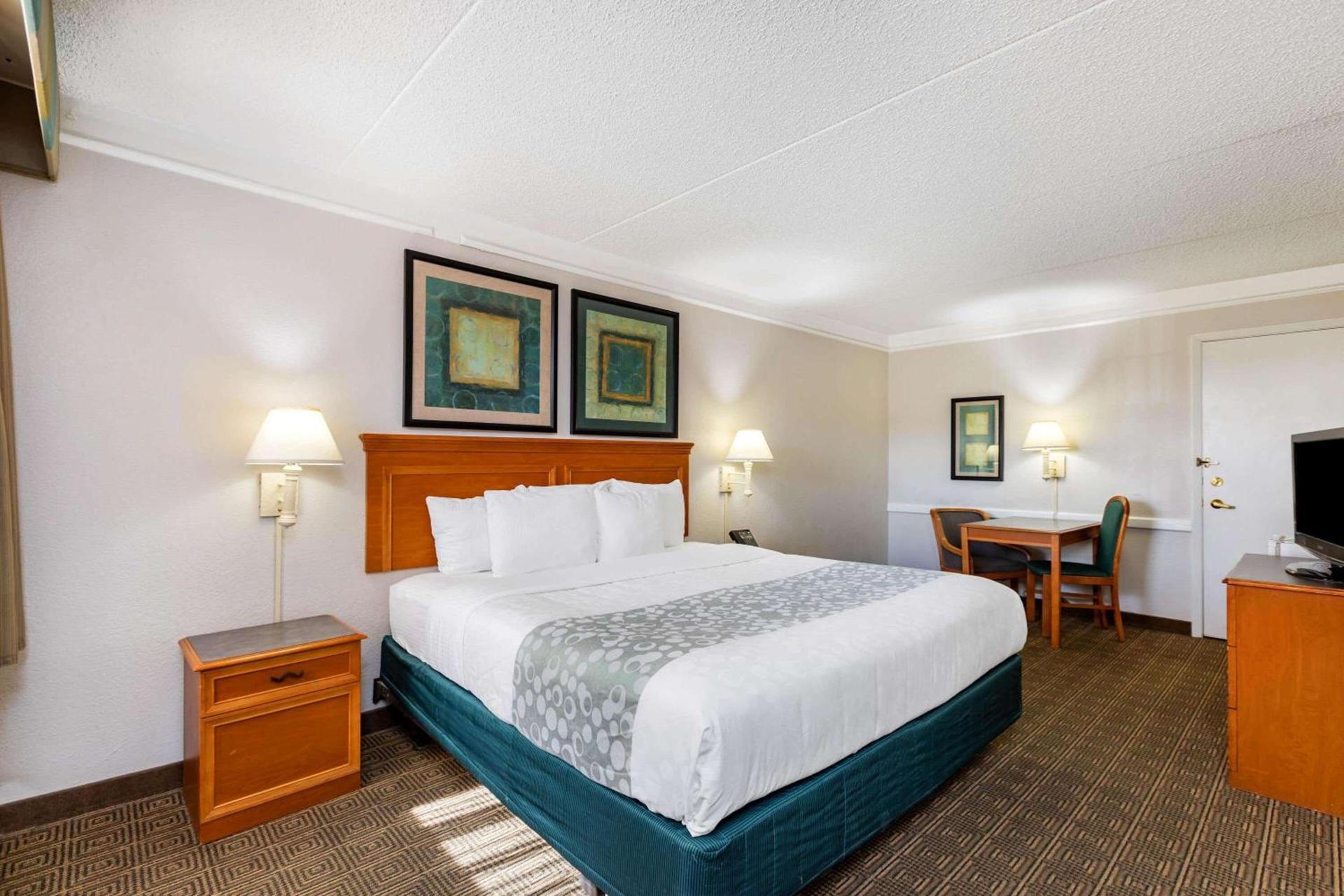 La Quinta Inn by Wyndham El Paso West photo 22